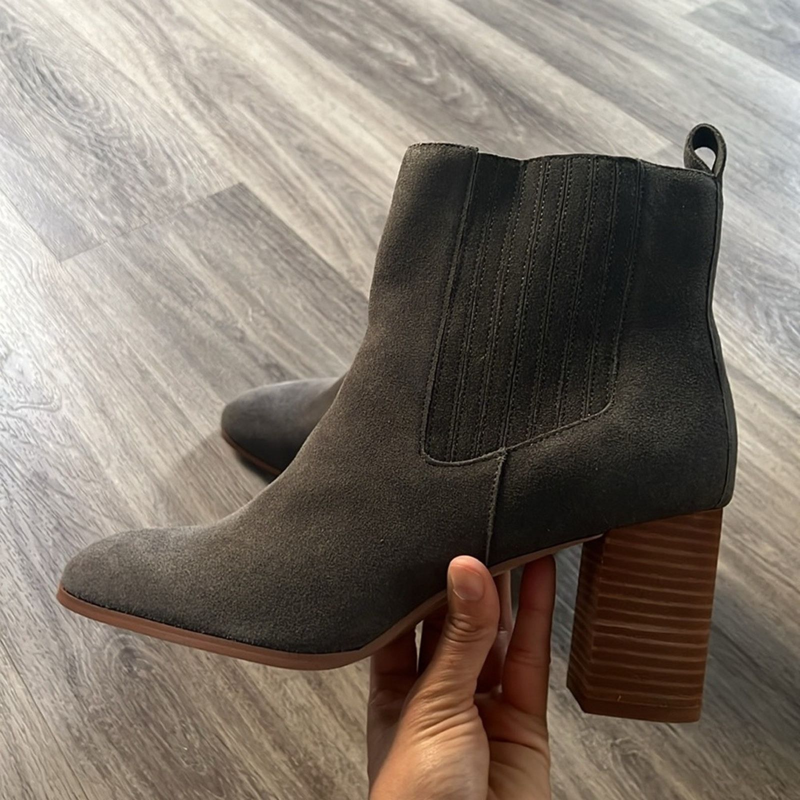 Other Violet Red Meghan Stacked Heel Ankle Boots Suede Gray 11 Size US 11 / IT 41 - 1 Thumbnail
