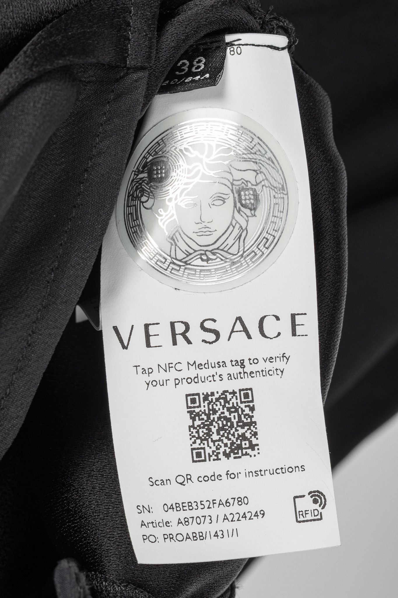 Versace Versace PF20 Black Envers Satin Safety-Pin Short Dress Size XS / US 0-2 / IT 36-38 - 10 Thumbnail