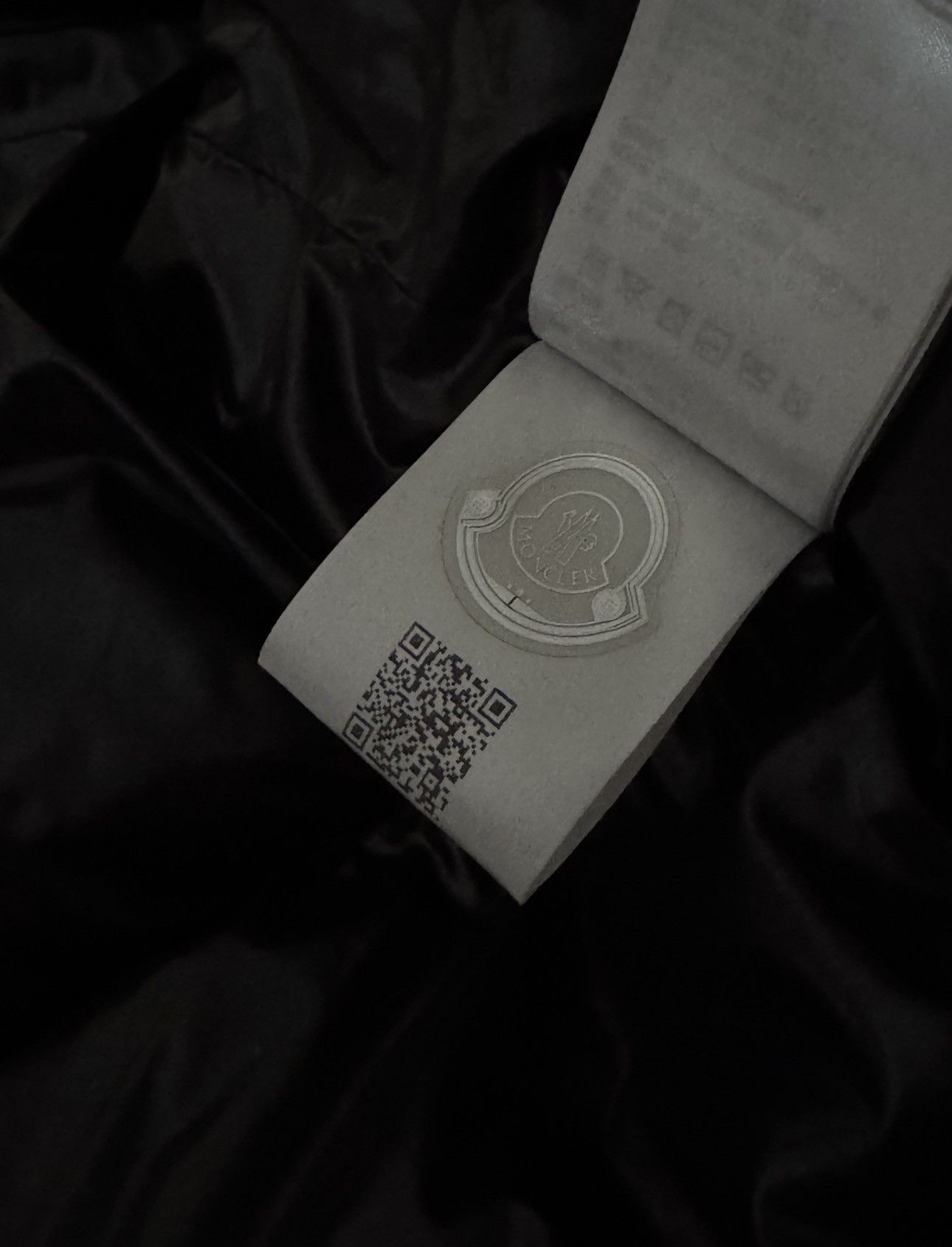 Moncler Moncler Montcla Hooded Short Down Jacket — w/ Garment Bag Size US M / EU 48-50 / 2 - 9 Thumbnail