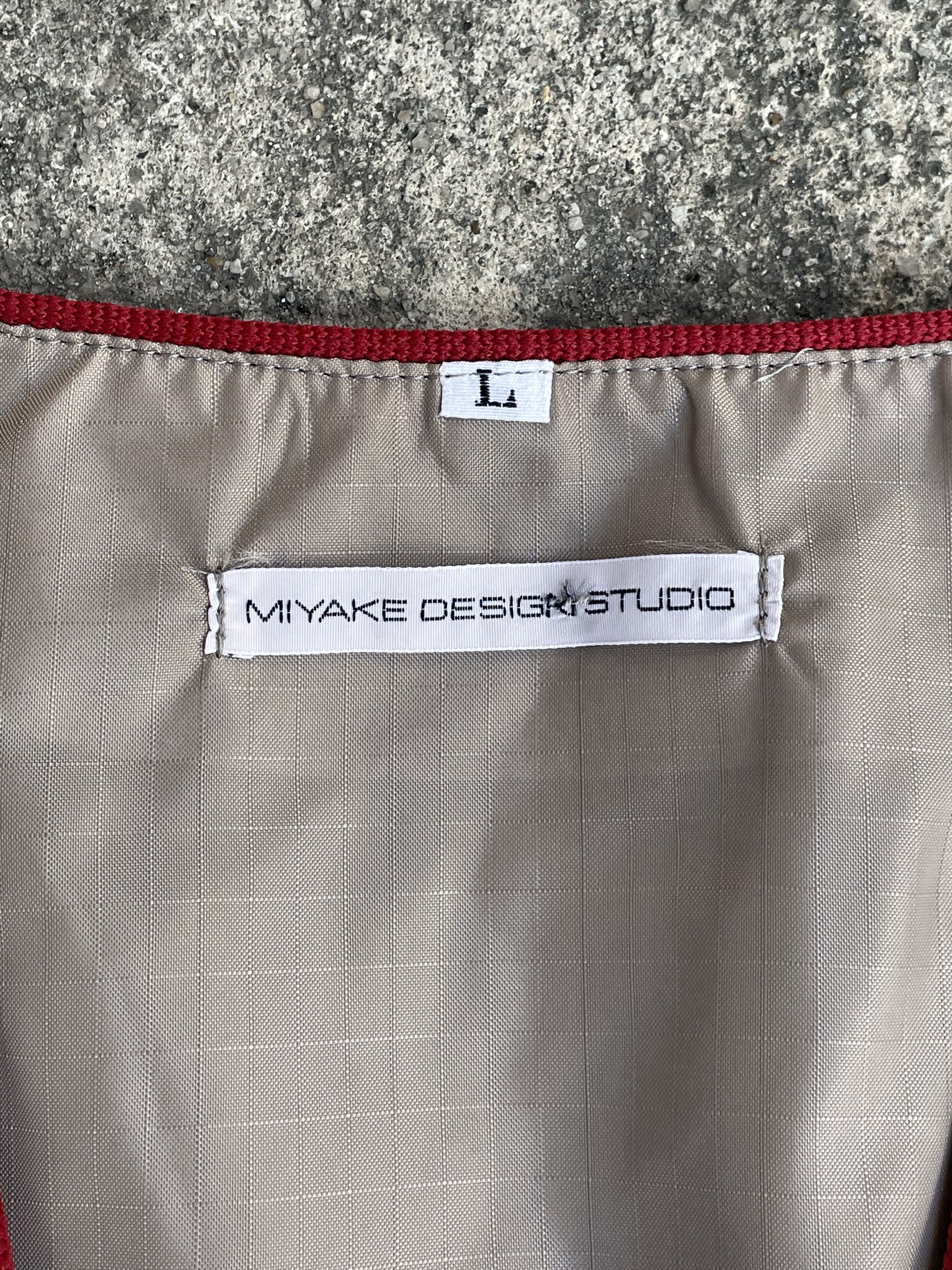 Issey Miyake Vintage Issey Miyake Studio Sony Vest Jacket Size US L / EU 52-54 / 3 - 5 Thumbnail
