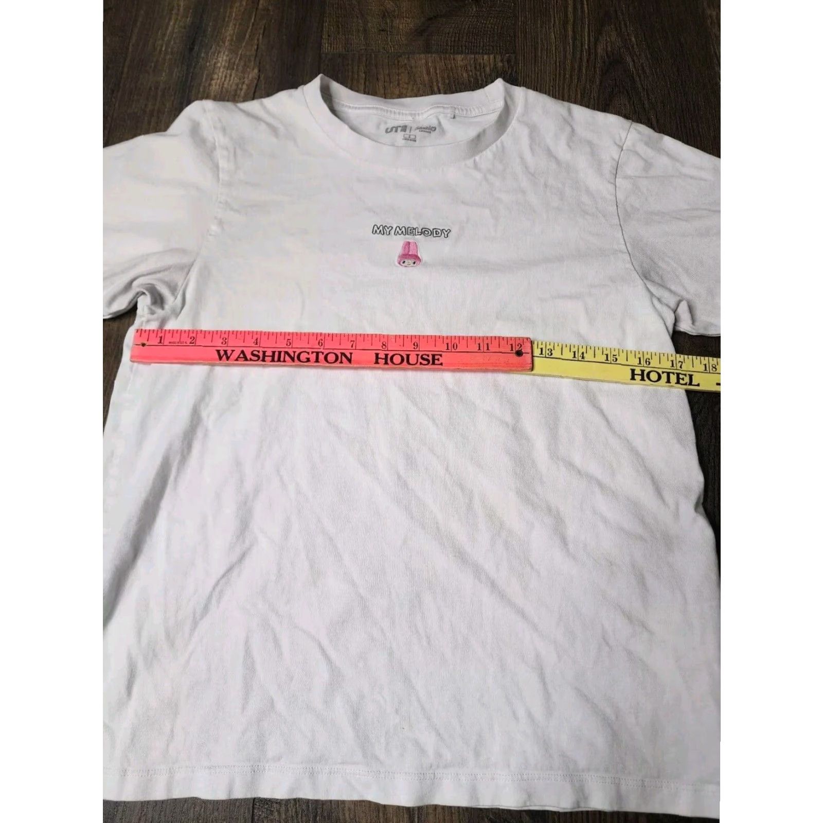 Uniqlo UNIQLO x SANRIO My Melody Womens Short Sleeve T Shirt White Embroidered Graphic Size S / US 4 / IT 40 - 3 Thumbnail
