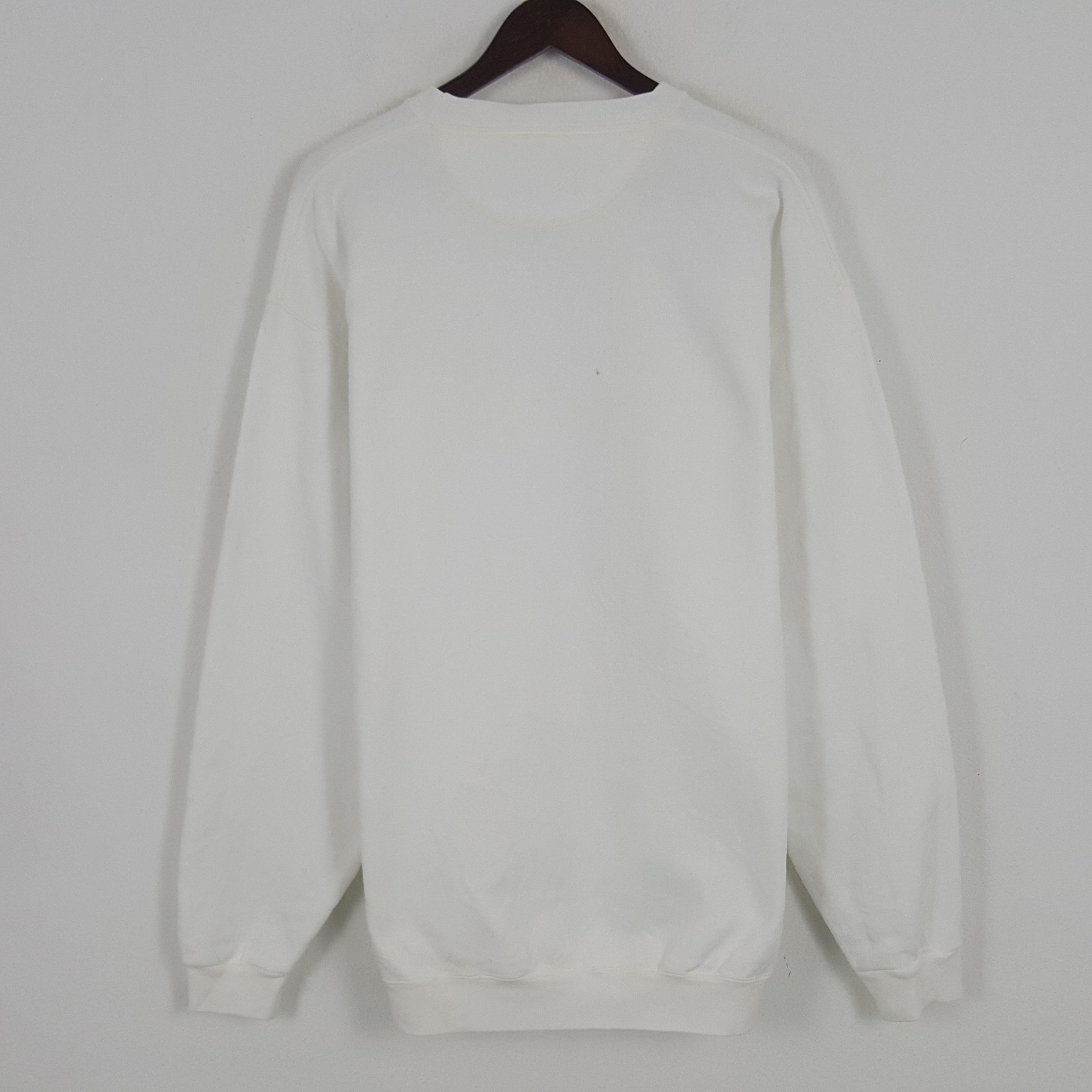 Vintage Vintage Wilderness Companion Sweatshirt Size US L / EU 52-54 / 3 - 3 Thumbnail