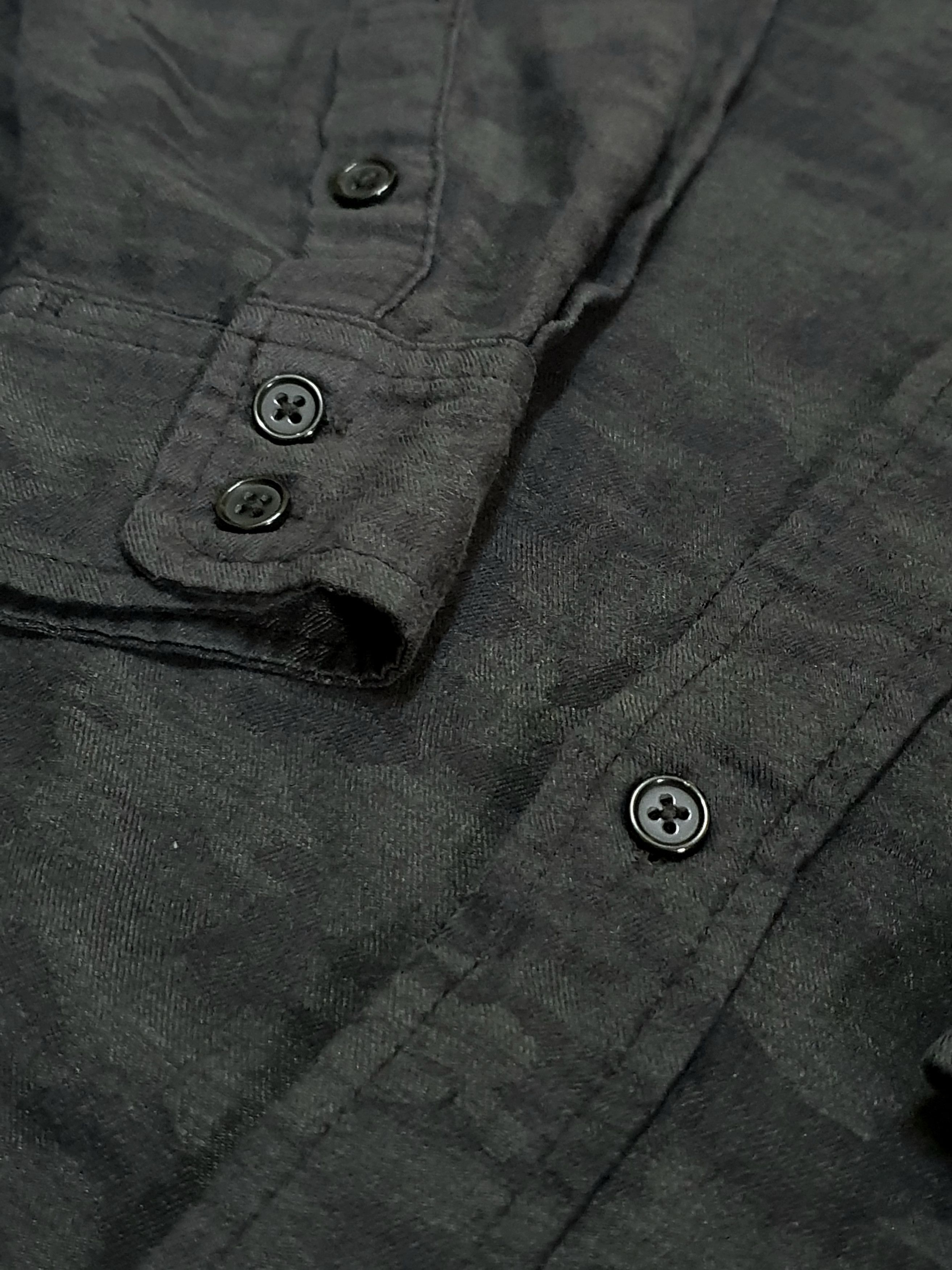 Black Sheep Black Sheep Camo Western Embroidery Buttons Up Shirt (M) Size US M / EU 48-50 / 2 - 6 Thumbnail