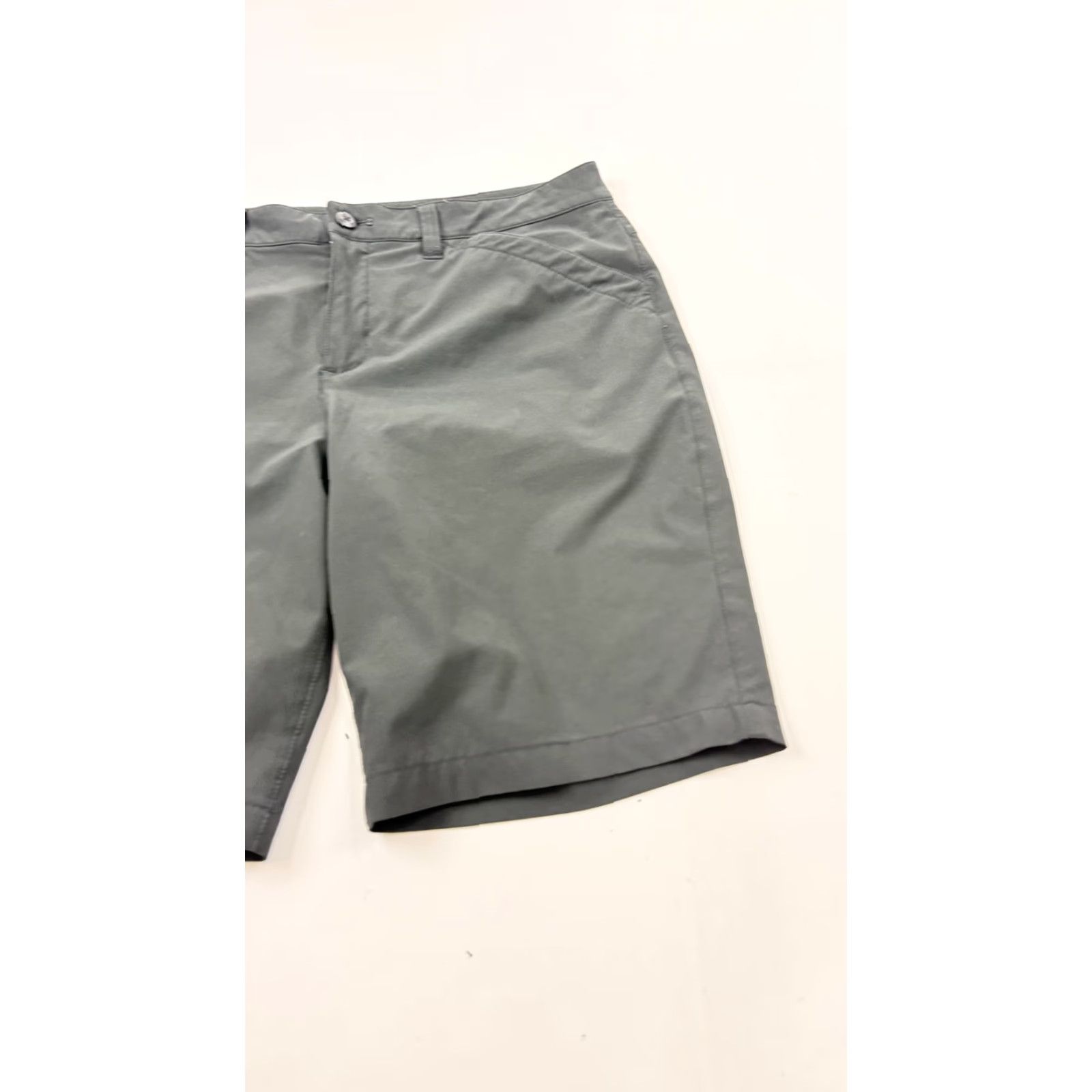 Eddie Bauer Eddie Bauer Shorts Womens 14 Black Stretch Hiking Outdoor Casual Zip Fly Travel Size 36" / US 14 / IT 50 - 2 Thumbnail