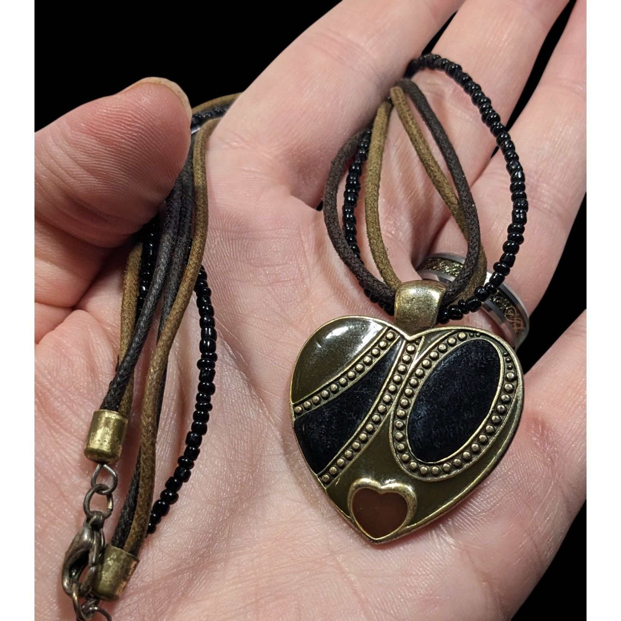 Other Retro Heart Pendant Necklace Brown Black And Gold Tones Size ONE SIZE - 5 Thumbnail