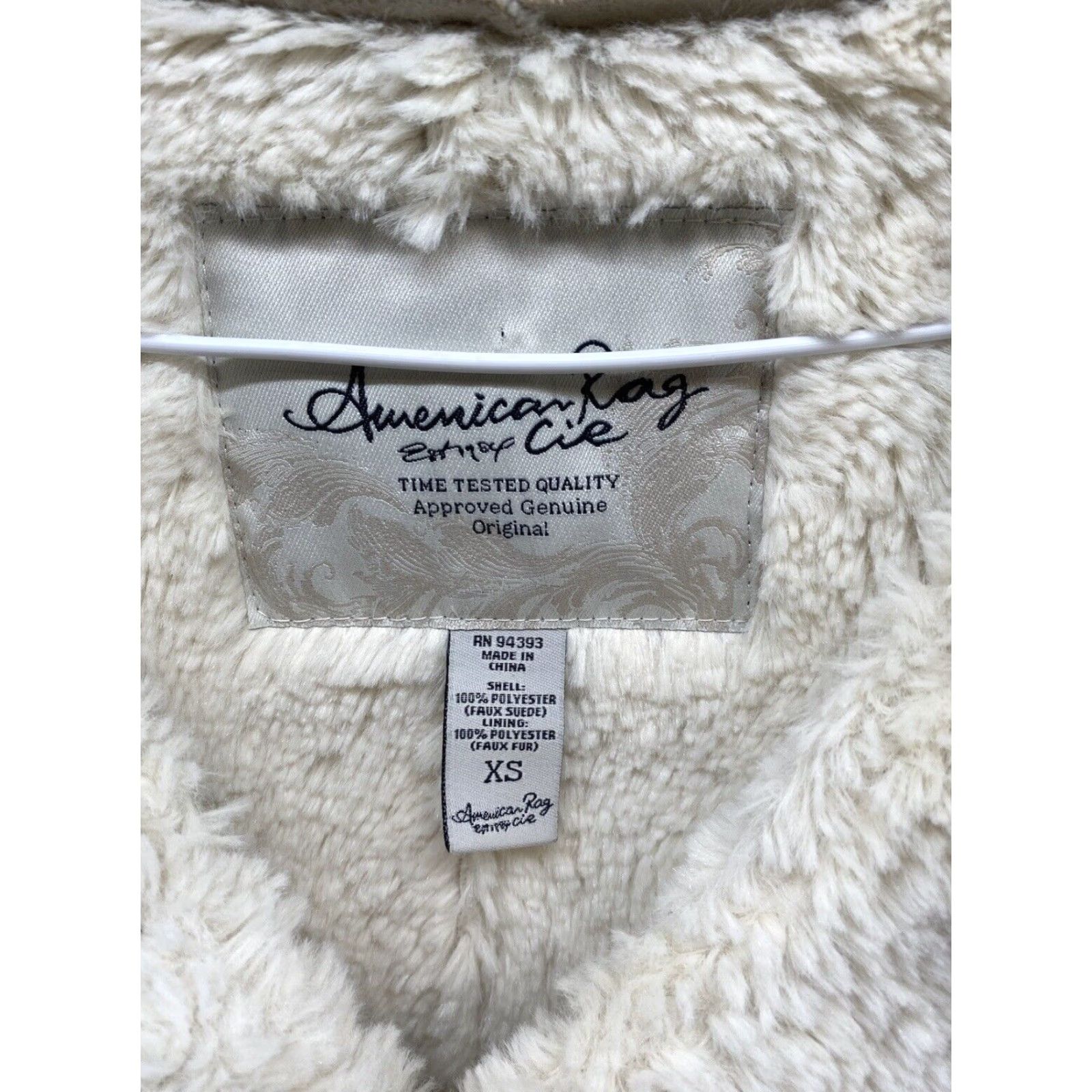 Vintage American Rag Jacket Women’s XS Beige Faux Suede Shearling Faux Fur Soft Western Boho Jacket Size XS / US 0-2 / IT 36-38 - 2 Thumbnail