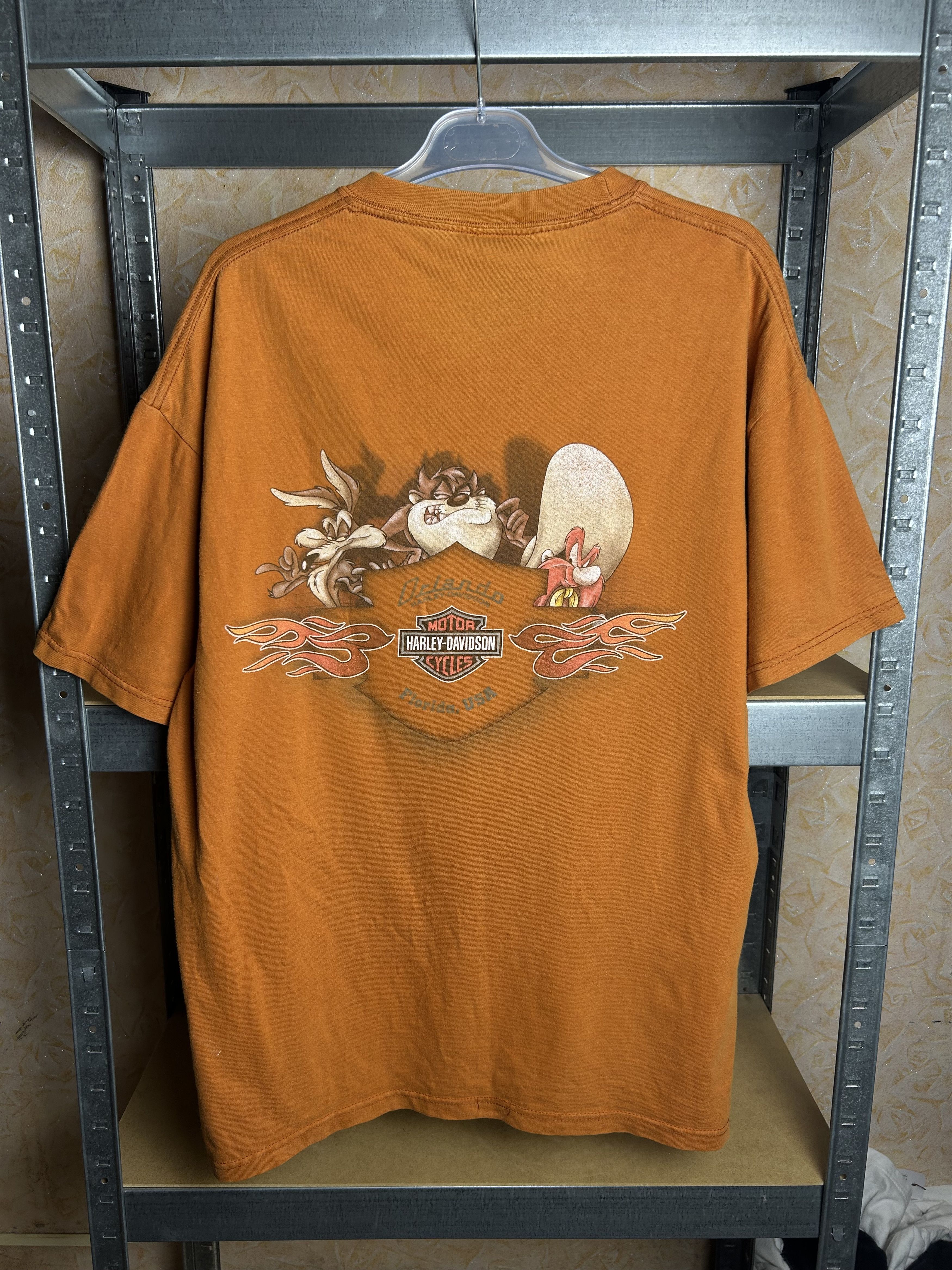 Harley Davidson Vintage 2000s Harley Davidson Looney Tunes Orlando T-shirt Size US XL / EU 56 / 4 - 2 Thumbnail
