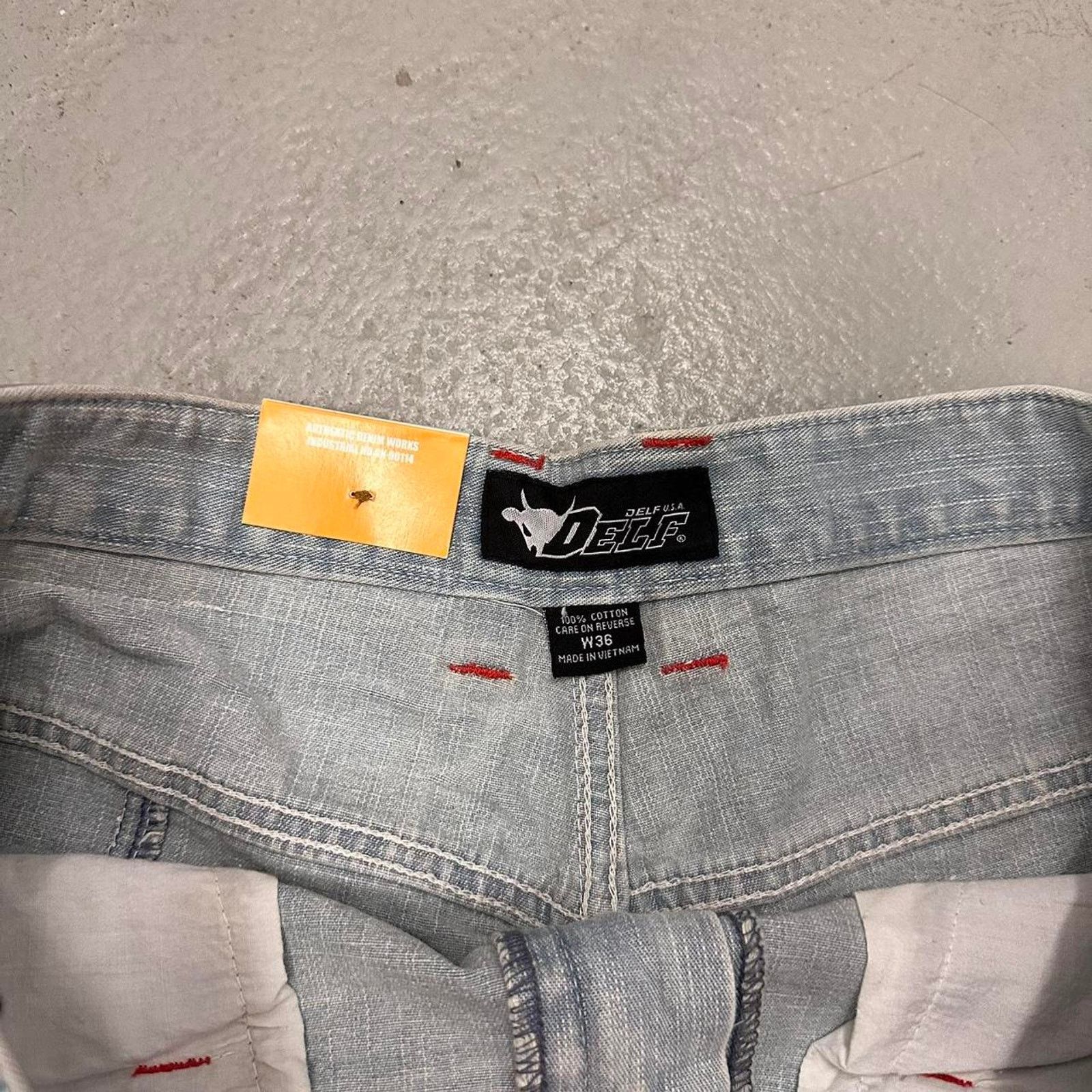 Vintage Vintage Baggy Y2k Urban Wide Leg DELF Shorts Blue Men Sz 36 Size US 36 / EU 52 - 3 Thumbnail