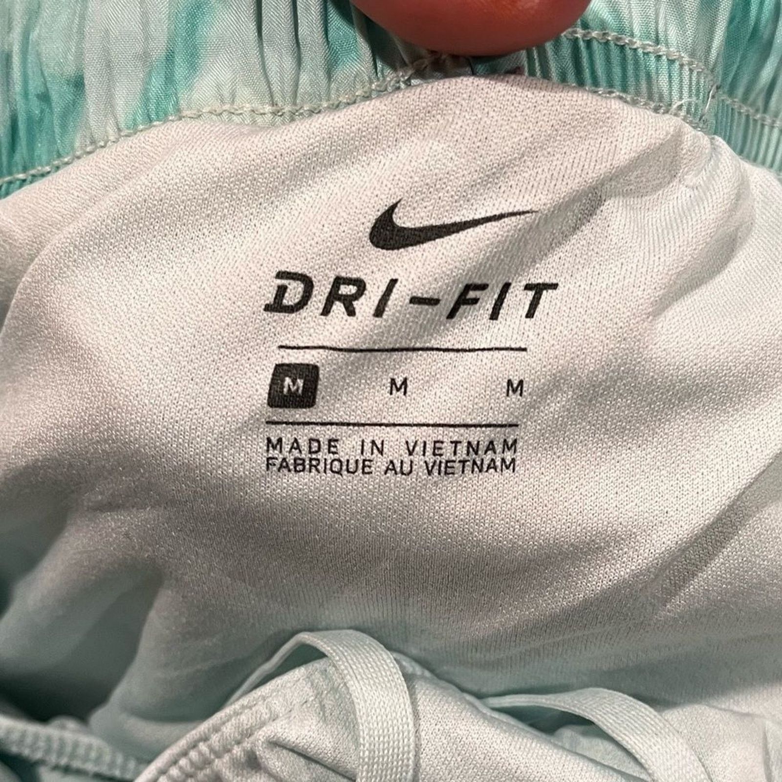 Nike Nike Dri-Fit Tempo Printed Running Shorts Turquoise Medium Size 28" / US 6 / IT 42 - 3 Thumbnail
