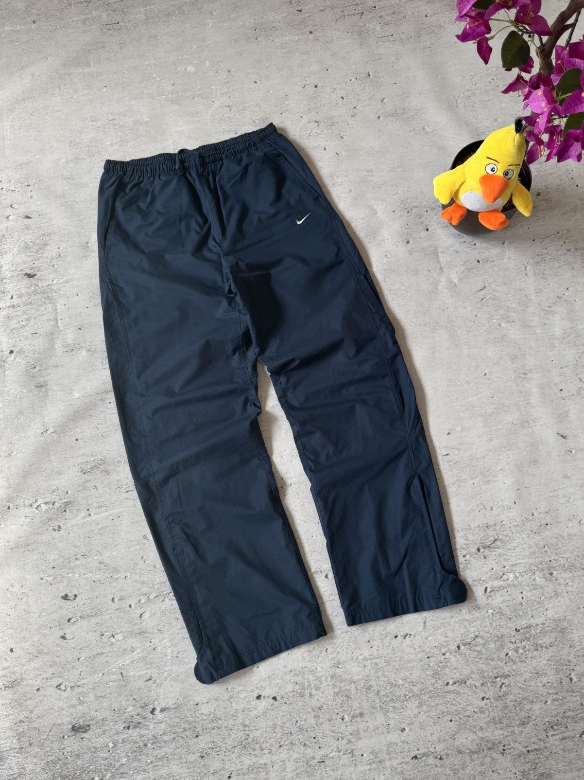 Nike × Vintage NIKE NYLON VINTAGE Y2K OVERSIZE BAGGY FIT PANTS SWEATPANTS Size US 32 / EU 48 - 1 Thumbnail