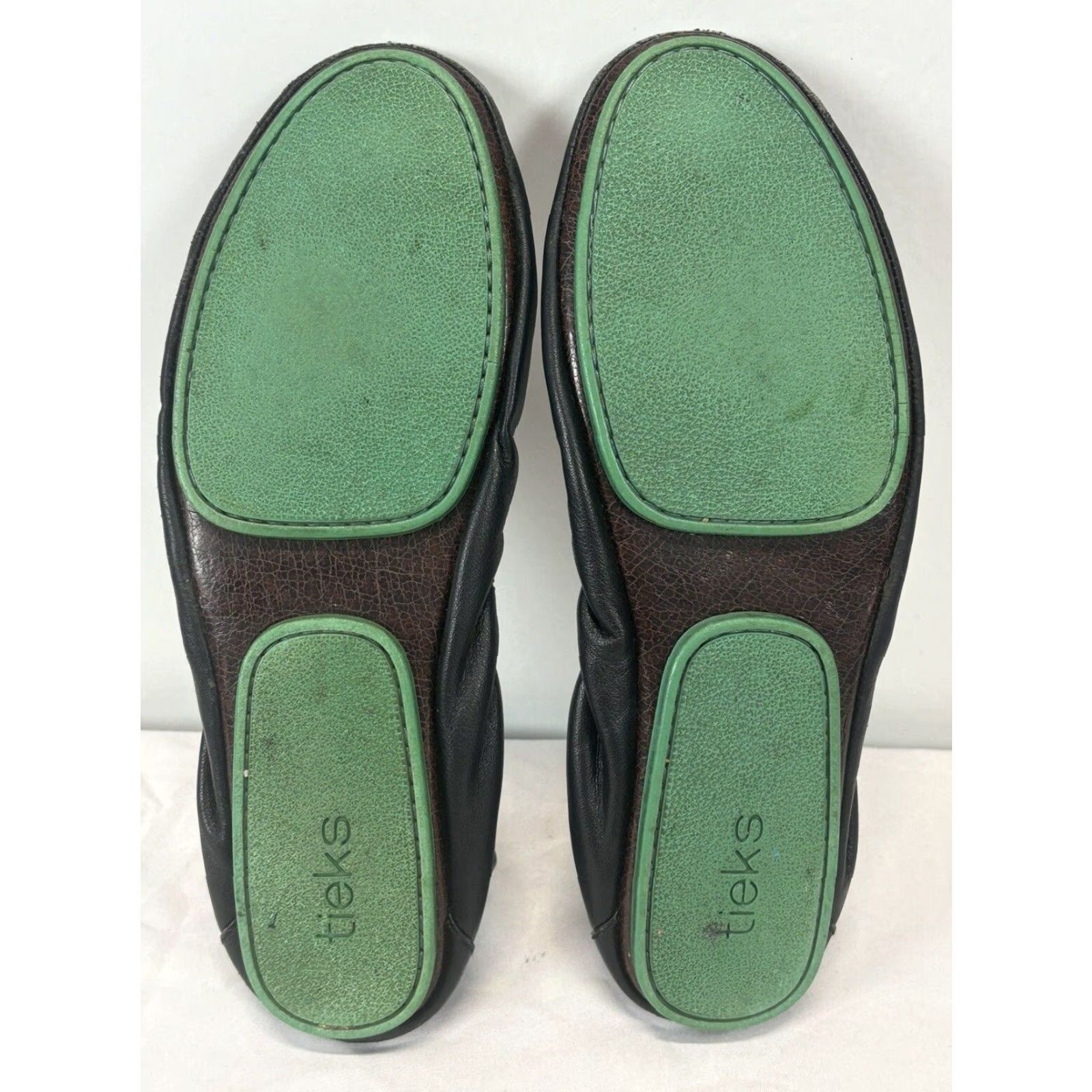 Vintage Tieks Ballet Flats Size 8 Matte Black Leather Comfort Slip On Shoes Womens Size US 6 / IT 36 - 5 Thumbnail