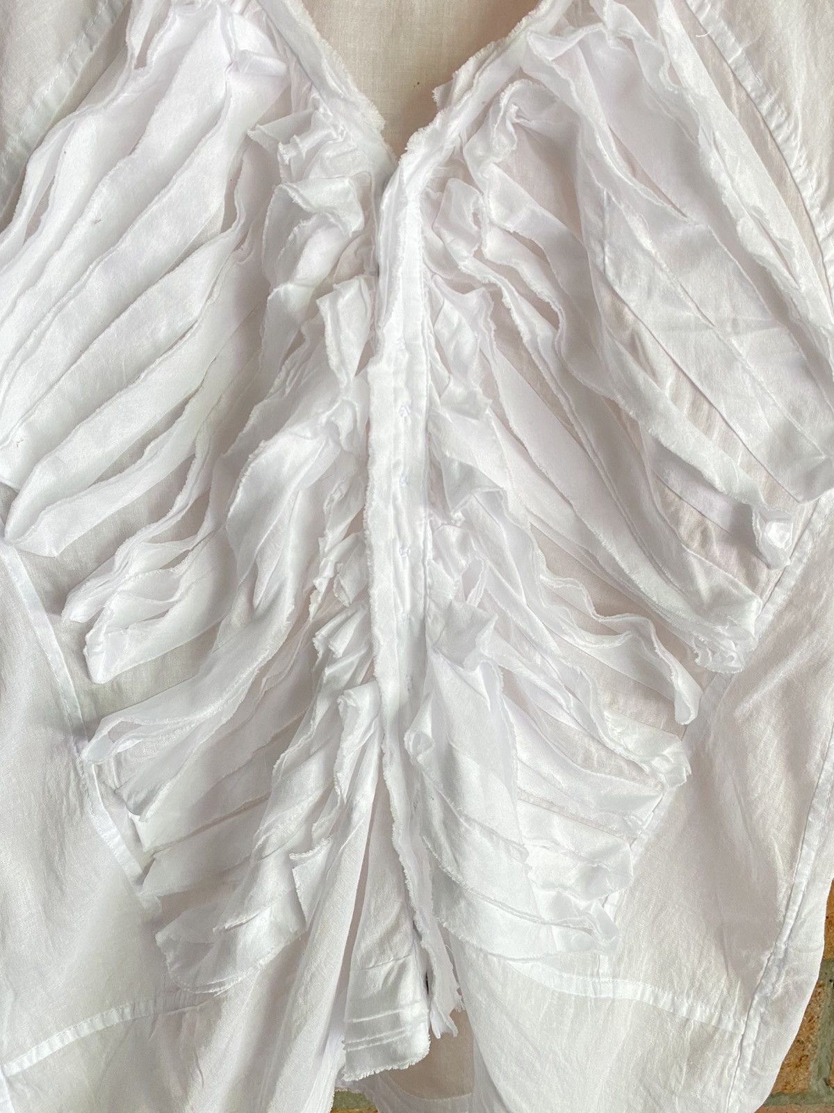 Zucca ZUCCA White pleated V-neck shirt Size M / US 6-8 / IT 42-44 - 16 Thumbnail
