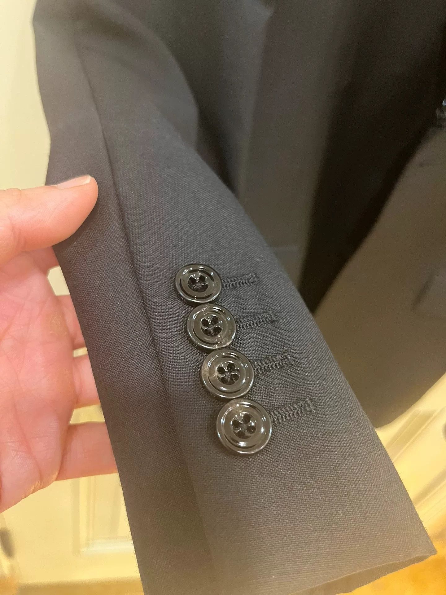 Alexander McQueen Alexander McQueen Wool Beaded Blazer Size US S / EU 44-46 / 1 - 9 Thumbnail