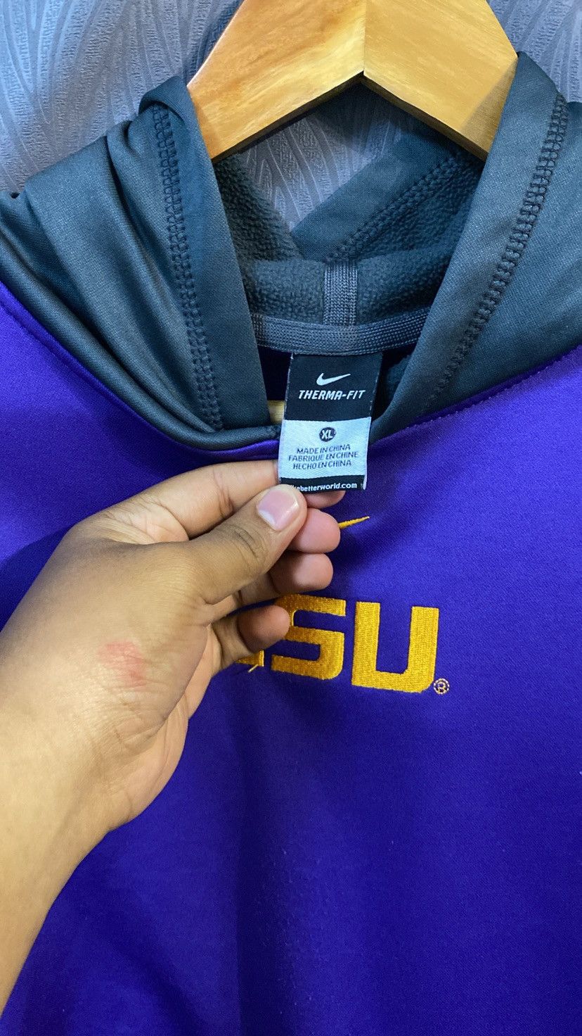 NCAA × Nike × Vintage NIKE CENTER X NCAA LSU TIGERS PURPLE HOODIE SMALL Size US XS / EU 42 / 0 - 6 Thumbnail