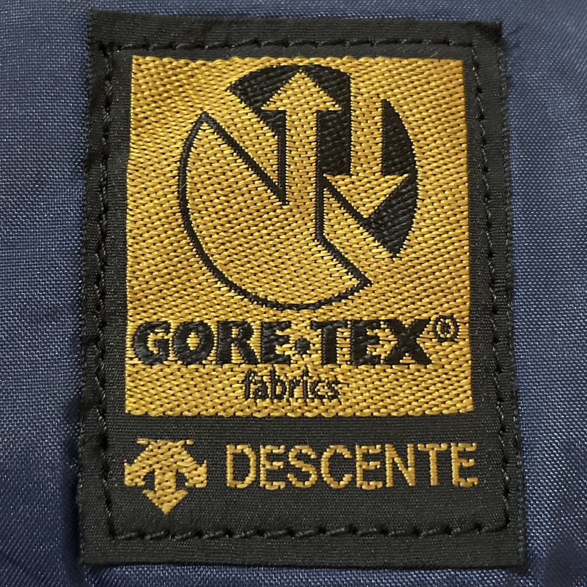 Descente × Goretex × Vintage Vintage Brand Descente Goretex Jacket 1990s Size US L / EU 52-54 / 3 - 10 Thumbnail