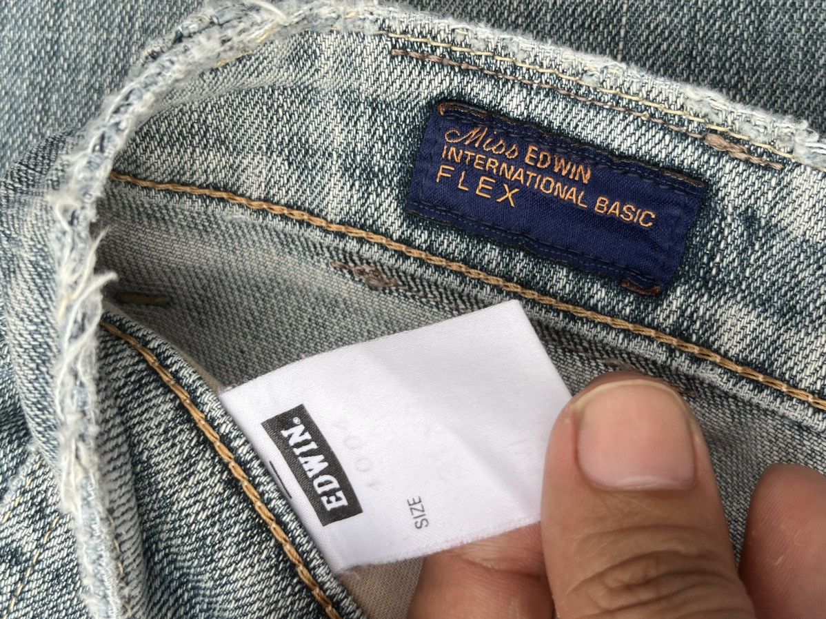 Edwin × Japanese Brand × KMRii Vintage Japanese Brand Blue Washed Straight Frayed Leg Jeans Size US 29 - 8 Thumbnail
