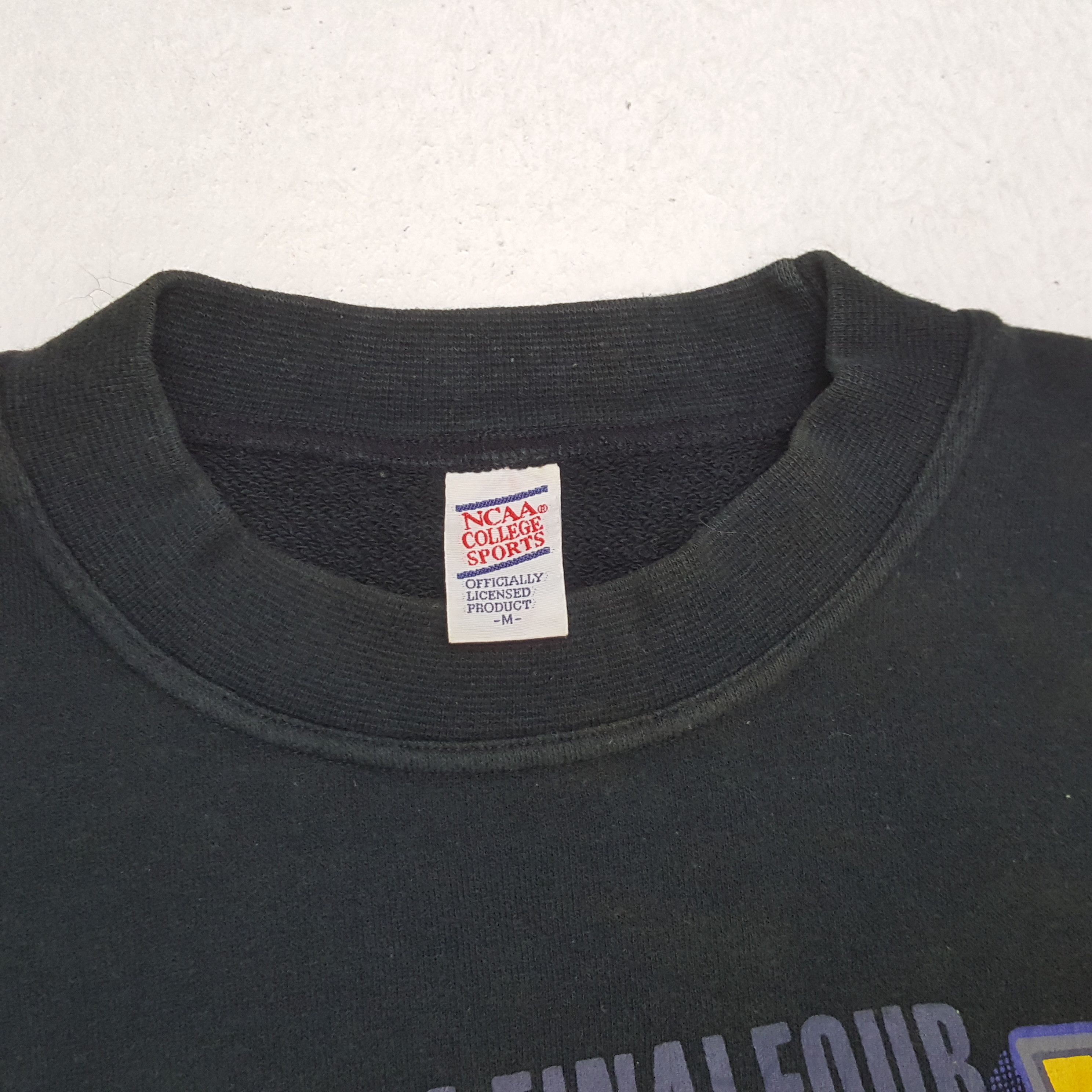 NBA MICHIGAN WOLVERINES NBA Basketball Vintage Sweatshirt Size US L / EU 52-54 / 3 - 9 Thumbnail