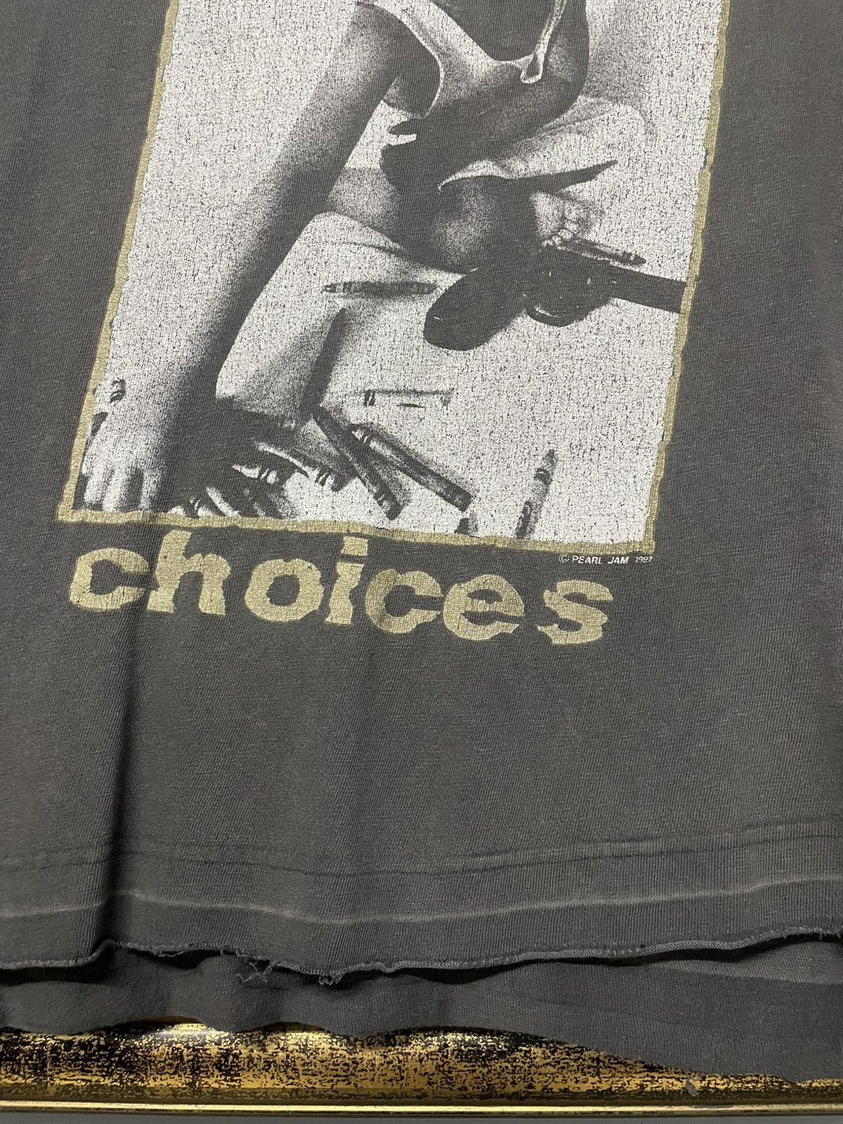 Band Tees Vintage Og 1992 Pearl Jam ‘Choises’ Sunfaded Distressed Tee Size US M / EU 48-50 / 2 - 8 Thumbnail
