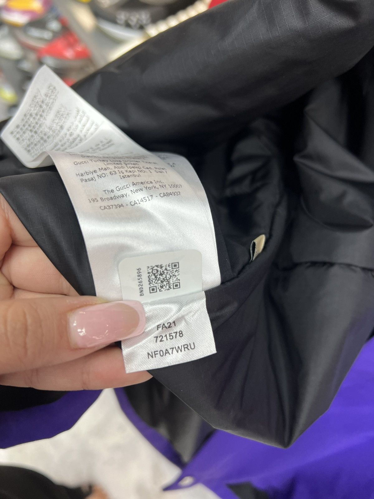 Gucci Gucci x Northface Red/Purple Windbreaker Size US M / EU 48-50 / 2 - 21 Thumbnail