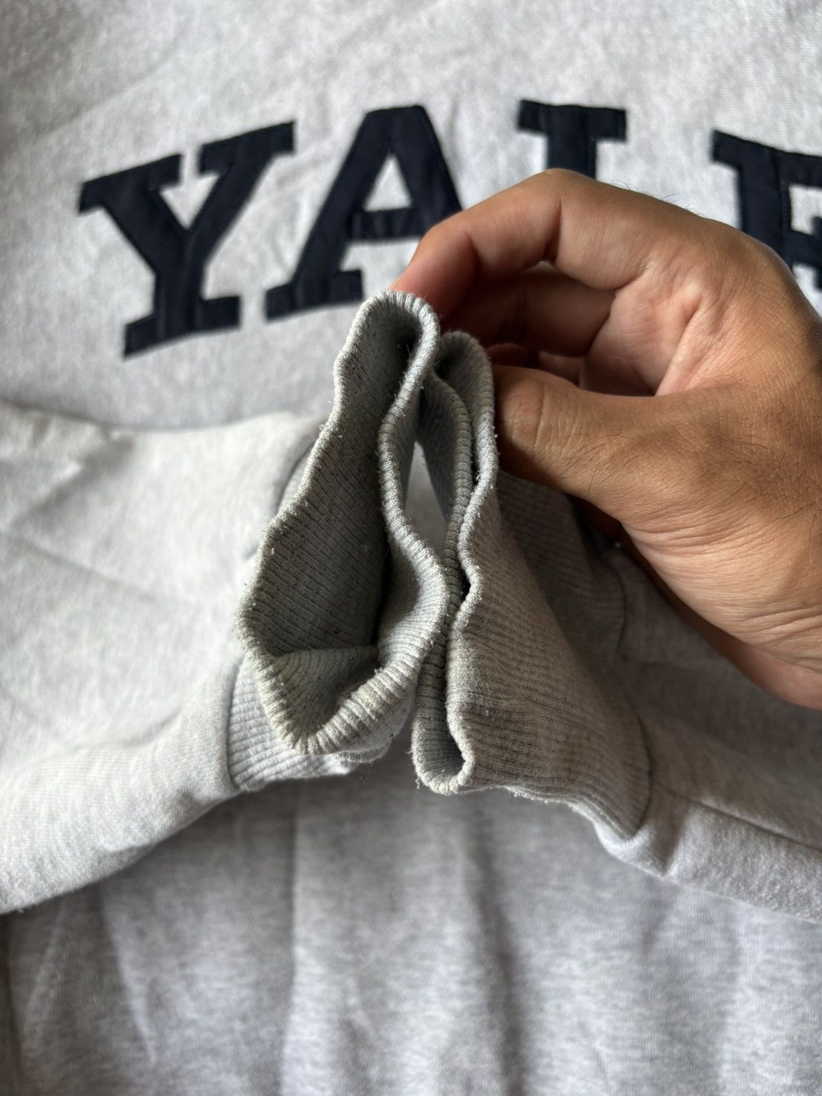 Other Yale University Embroidery Grey Pullover Hoodie Size US XL / EU 56 / 4 - 5 Thumbnail