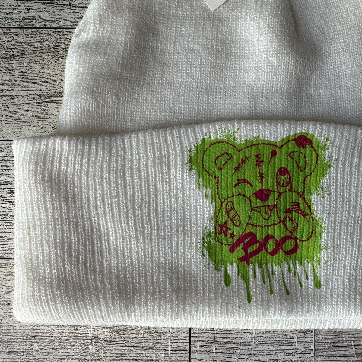 Aeropostale Upcycled, Neon Boo Bear, Knitted Ivory Beanie, Unisex Size ONE SIZE - 4 Thumbnail