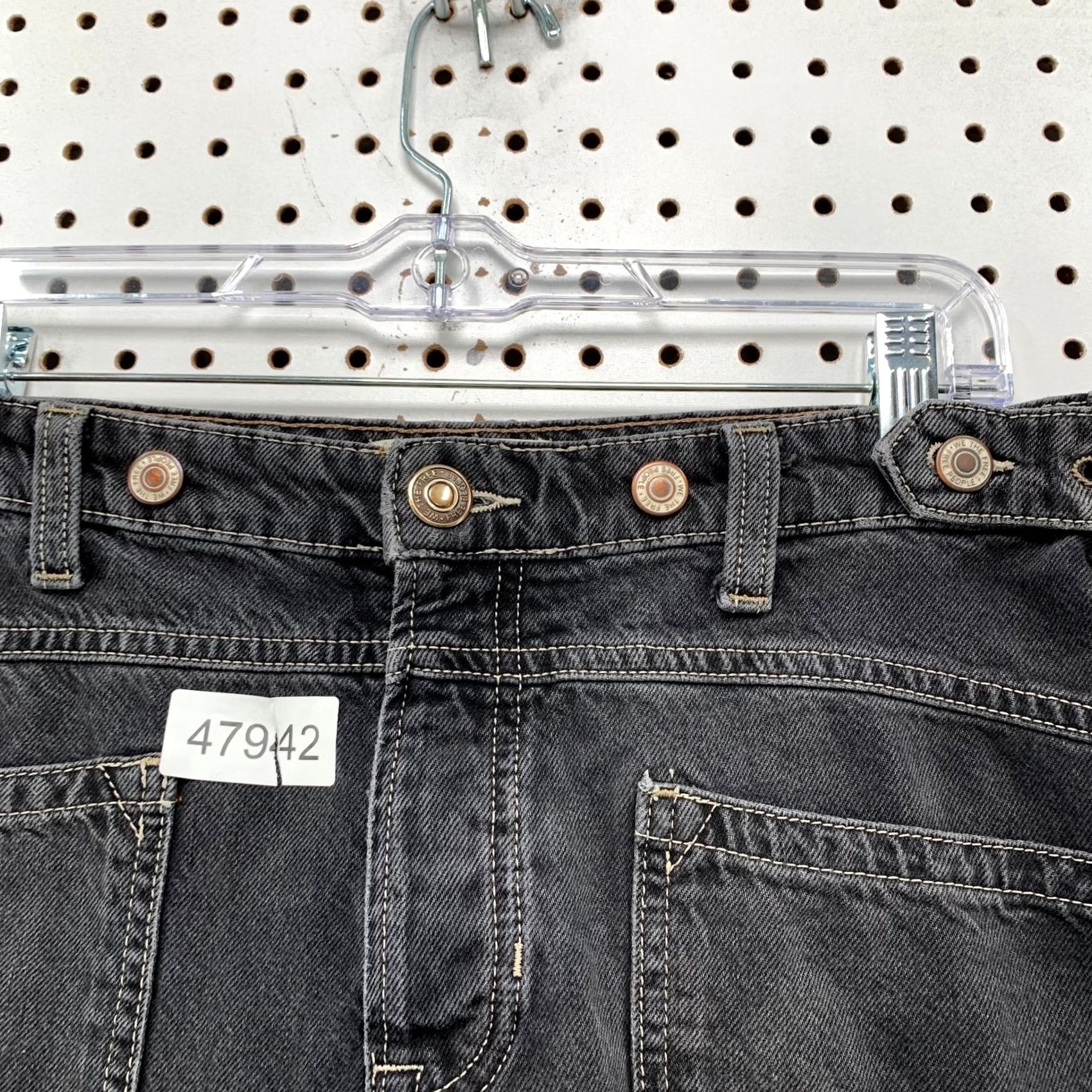Free People Free People We The Free Palmer Jeans 29 32x21 Cropped Cropped Raw Hem Faded Black Denim Womens Jeans Size 29" - 4 Thumbnail