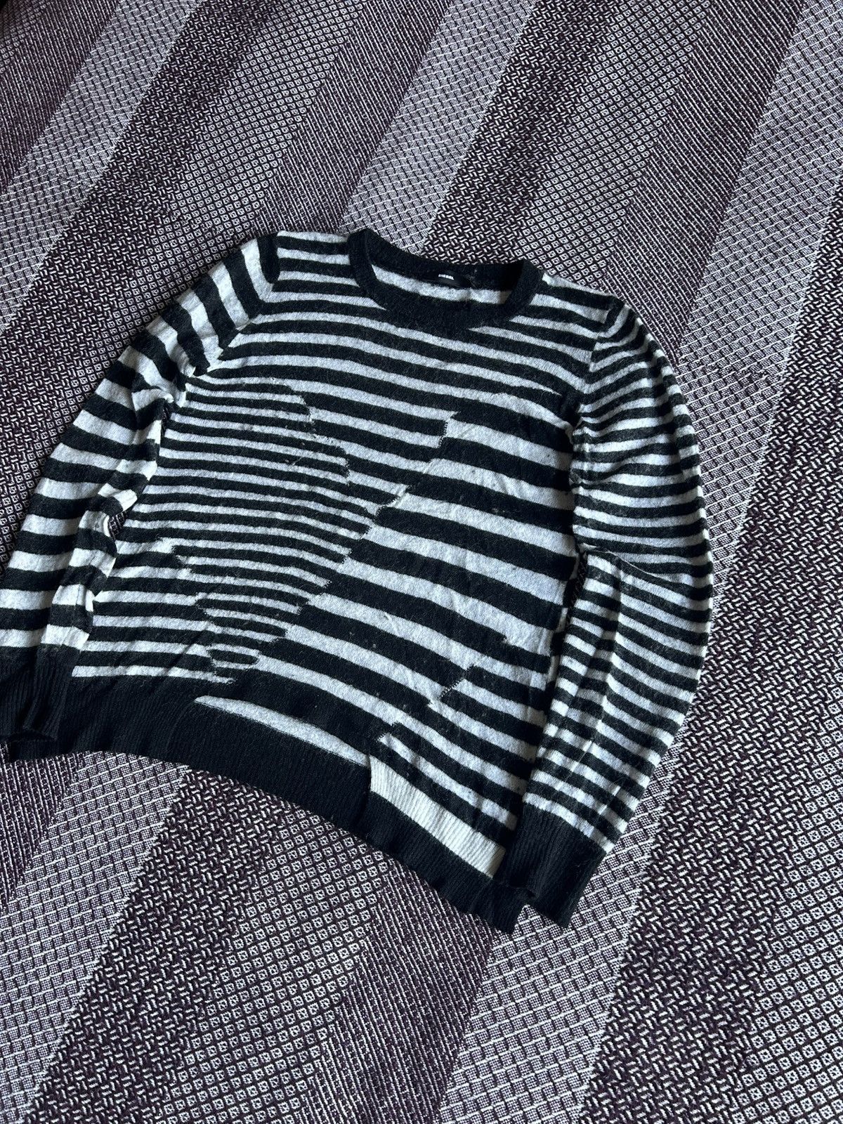 Diesel Diesel Black & White Striped Knit Sweater L / XL Y2K Style Size L / US 10 / IT 46 - 2 Thumbnail