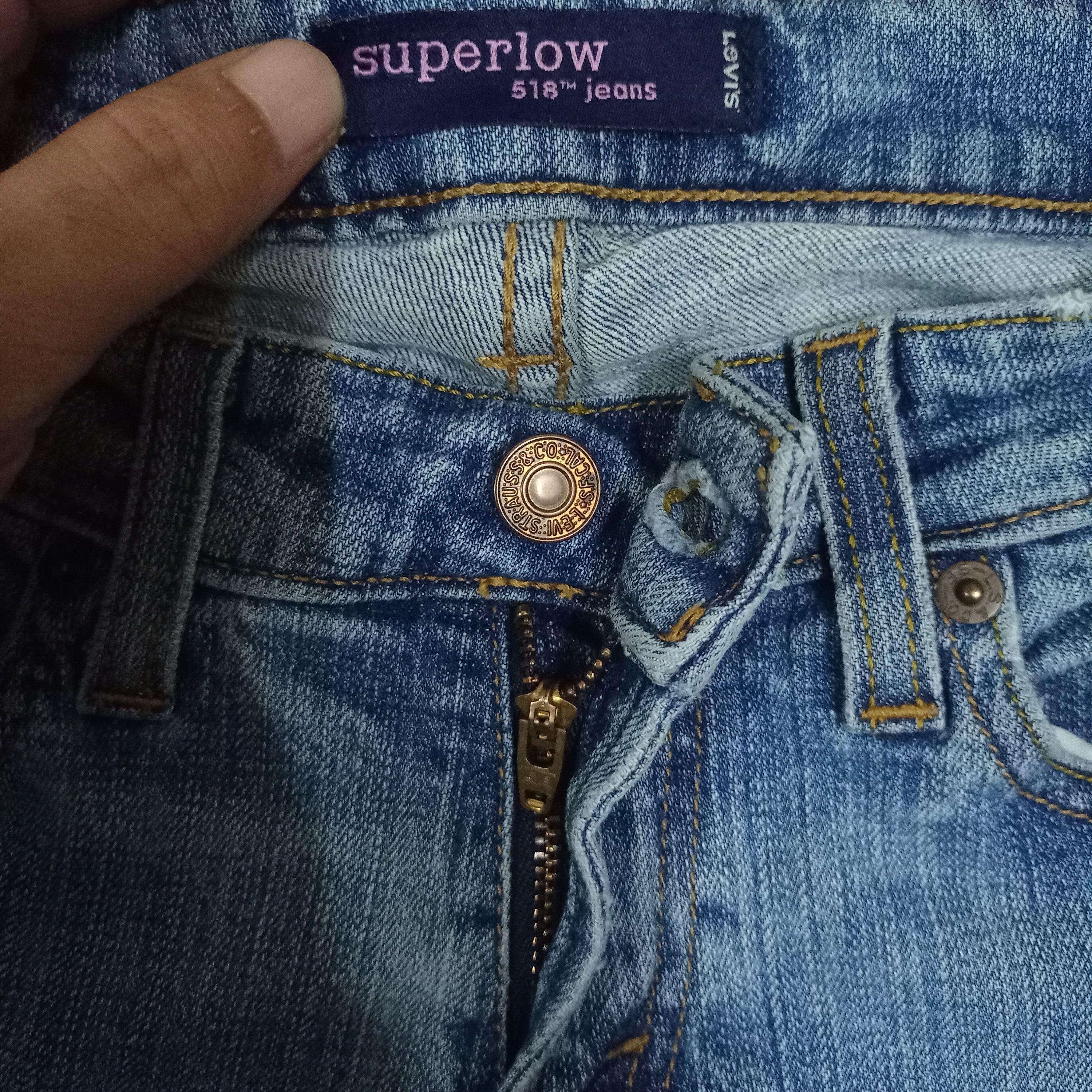 Levi's × Levi's Vintage Clothing Rare Levis 518 Superlow Blue Wash Distressed Flare Jeans Size 28" / US 6 / IT 42 - 3 Thumbnail