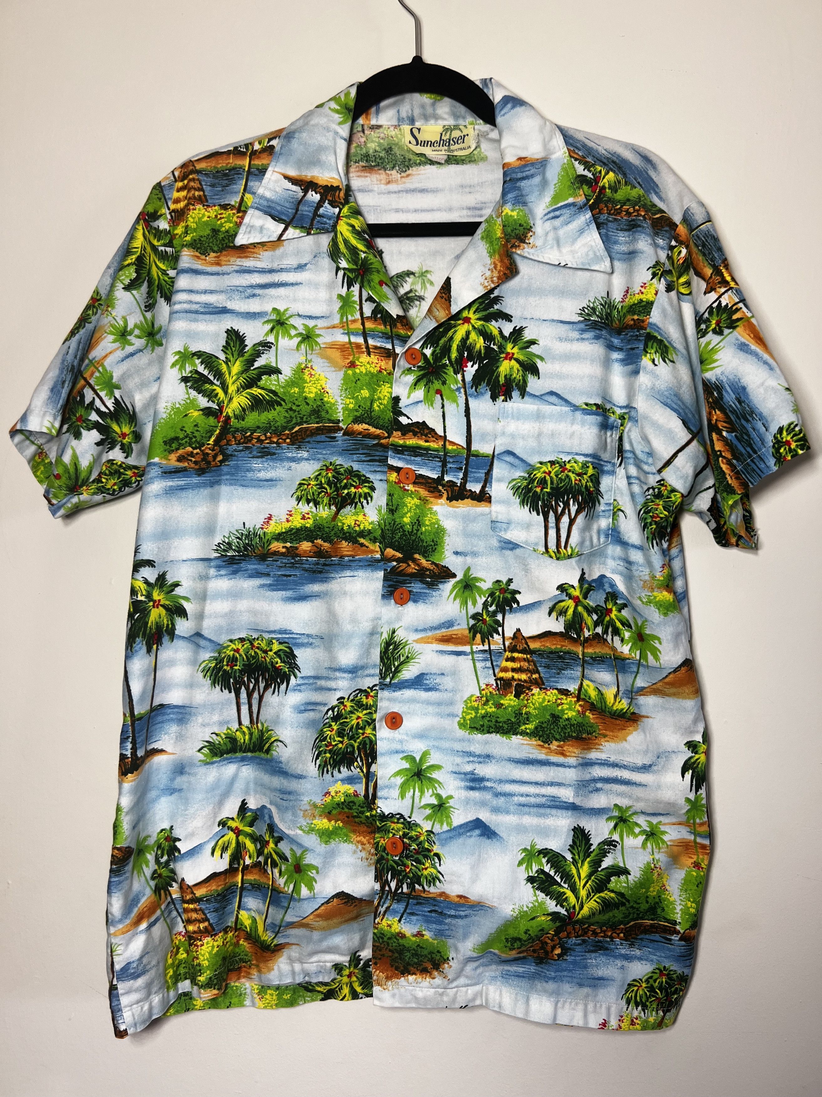 Other Vintage Sunchaser Hawaiian Island Print Button Up Shirt Size US S / EU 44-46 / 1 - 1 Thumbnail