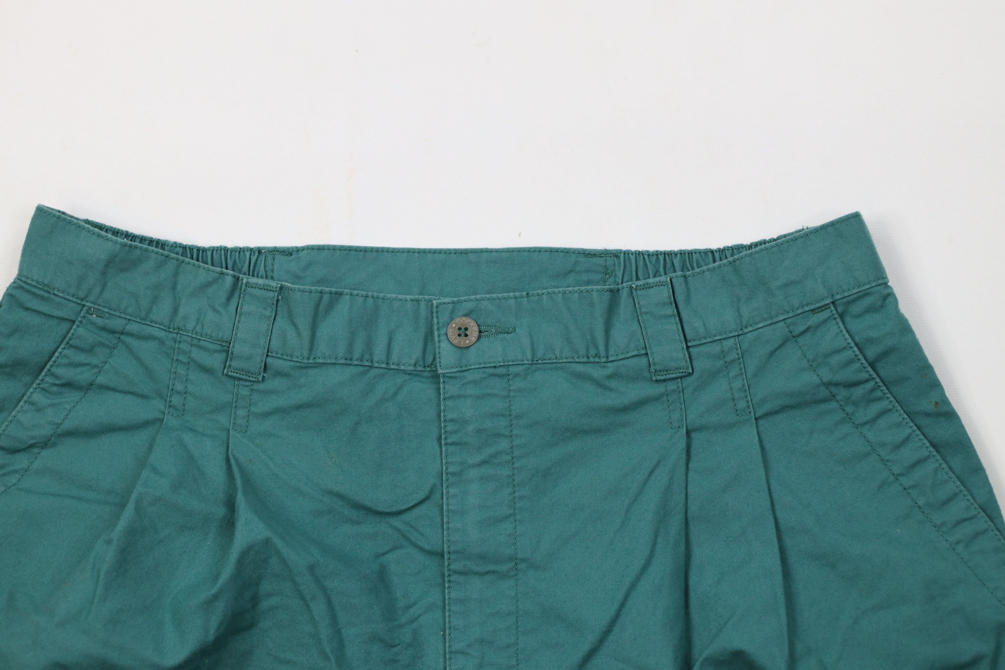 Vintage Vintage 90s Streetwear Pleated Above Knee Chino Shorts Green Size US 36 / EU 52 - 2 Thumbnail