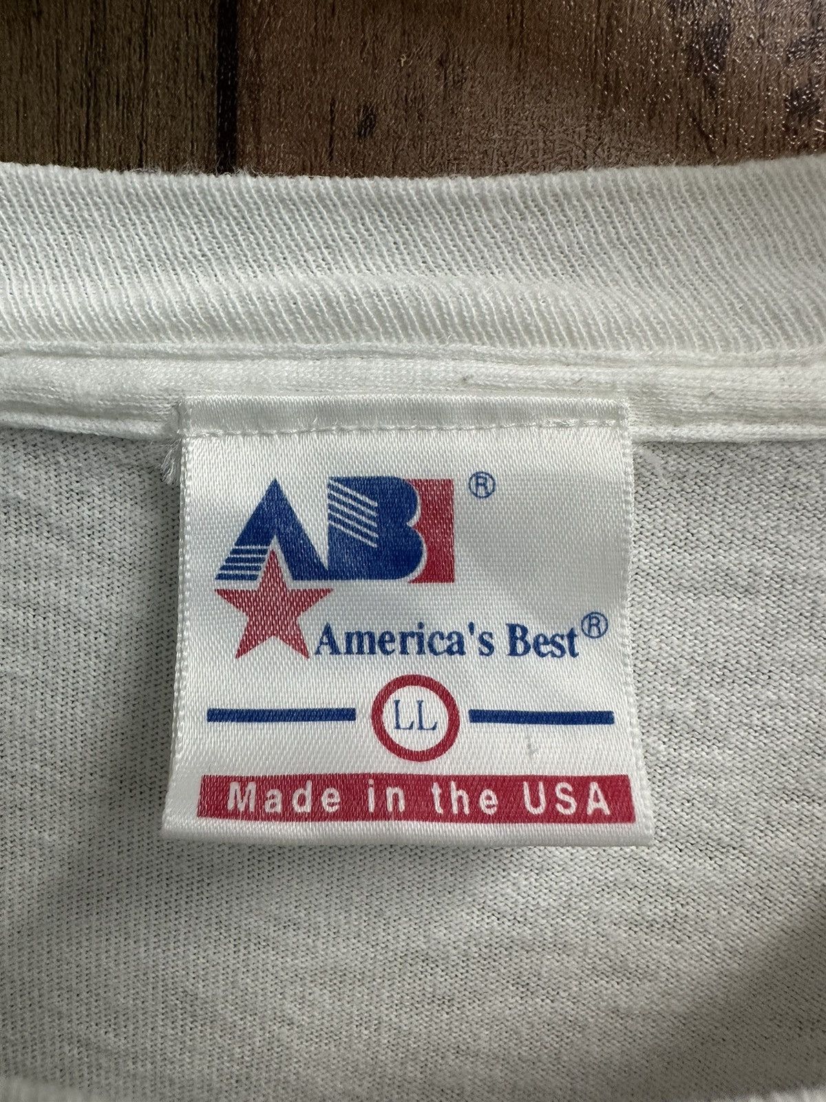 Vintage Vintage Bear America Best Flag Single Stitch Tshirt A475 Size US L / EU 52-54 / 3 - 11 Thumbnail