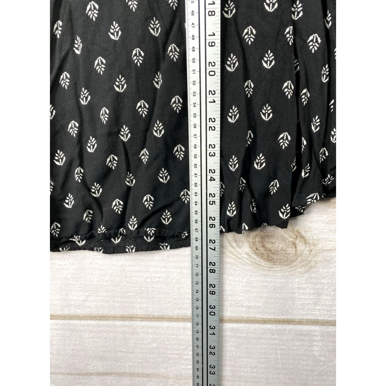 Old Navy Old Navy Floral Peasant Blouse Top Womens XL Black V-Neck Rayon Boho Shirt Size XL / US 12-14 / IT 48-50 - 4 Thumbnail