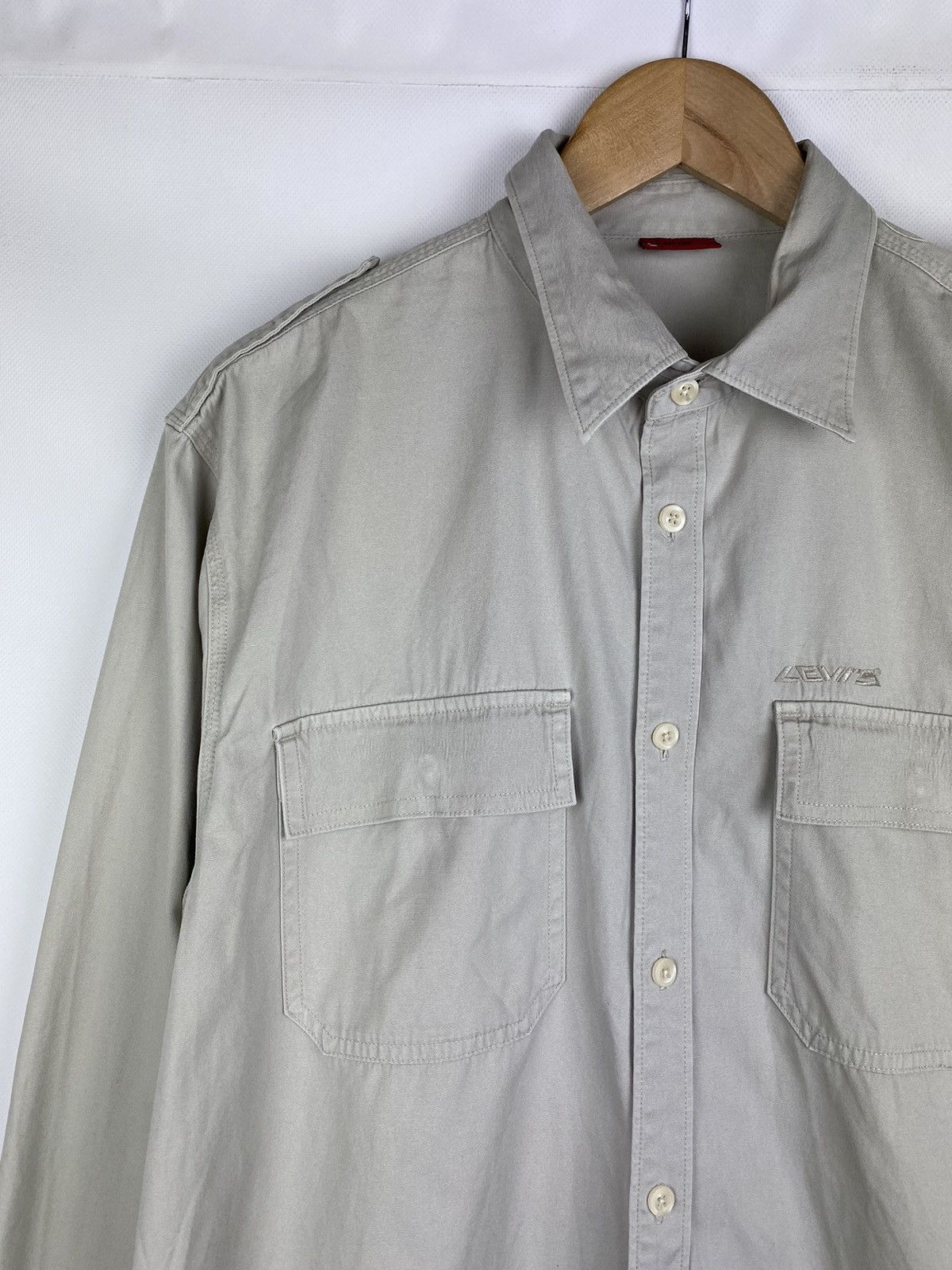 Levi's × Vintage Levis Red Tab vintage men’s military shirt overshirt Size US XL / EU 56 / 4 - 6 Thumbnail