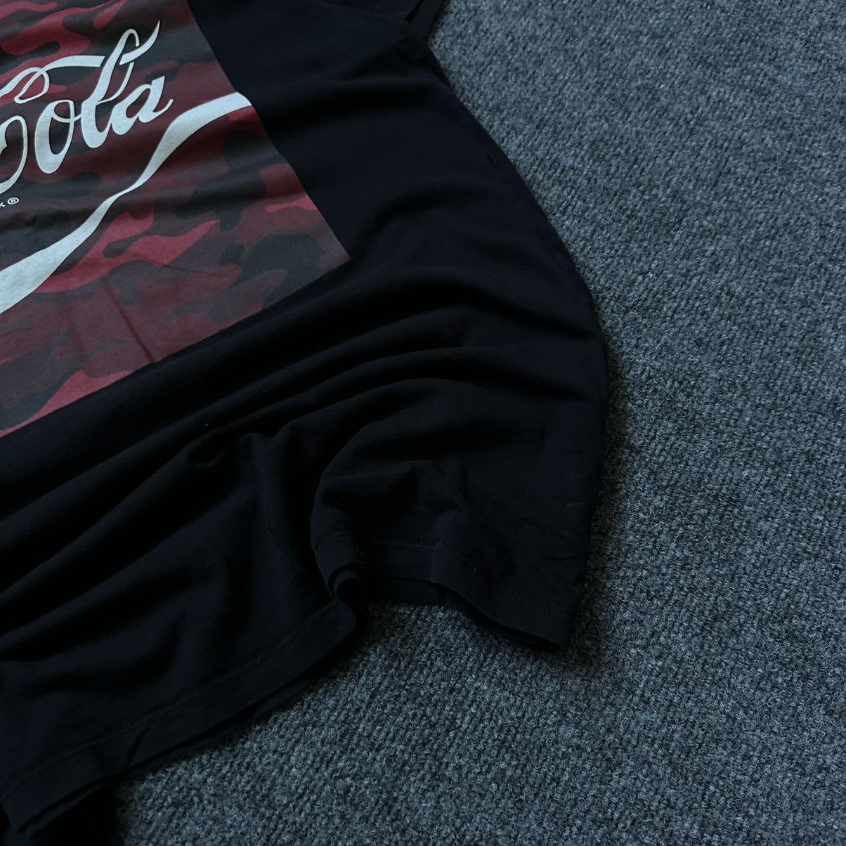 Coca Cola VTG Adult Coca-Cola T-shirts Big Logo Size L Trashed Staff Size US L / EU 52-54 / 3 - 8 Thumbnail