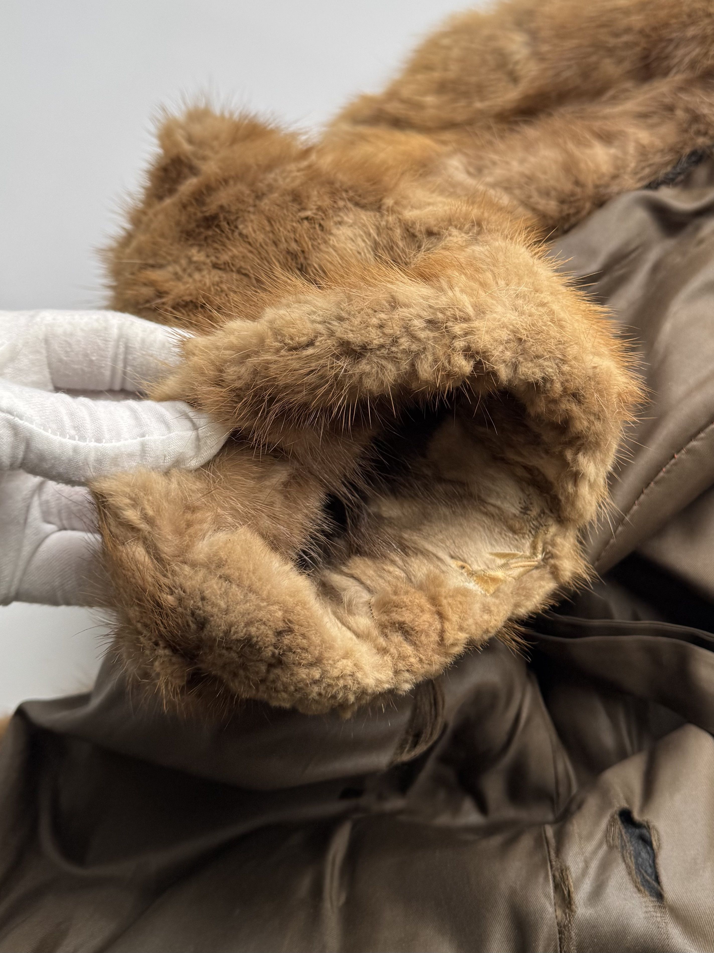 Vintage Vintage Real Fur Coat E2 Size L / US 10 / IT 46 - 15 Thumbnail
