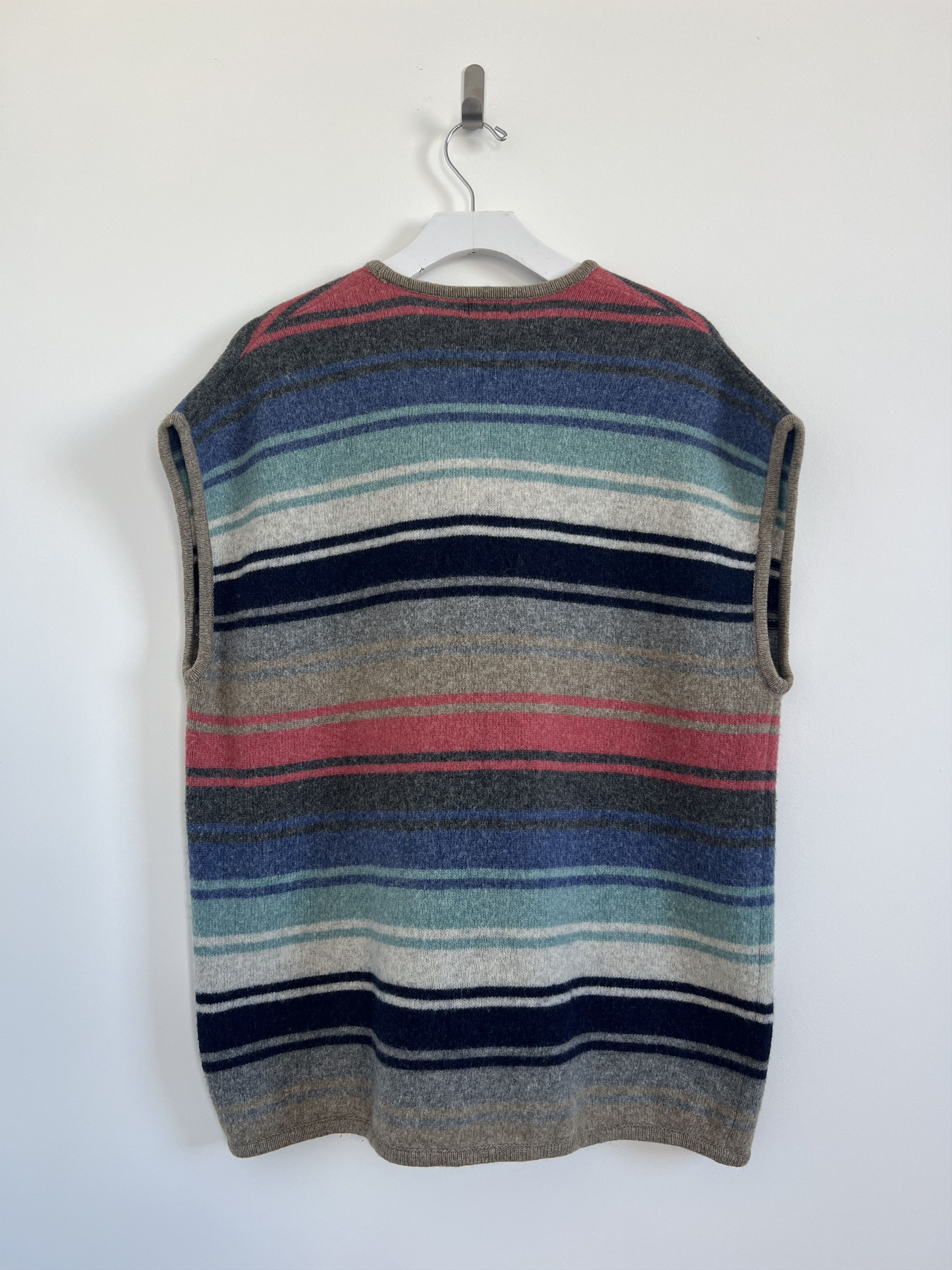 Esprit Esprit Vest Size L / US 10 / IT 46 - 2 Thumbnail