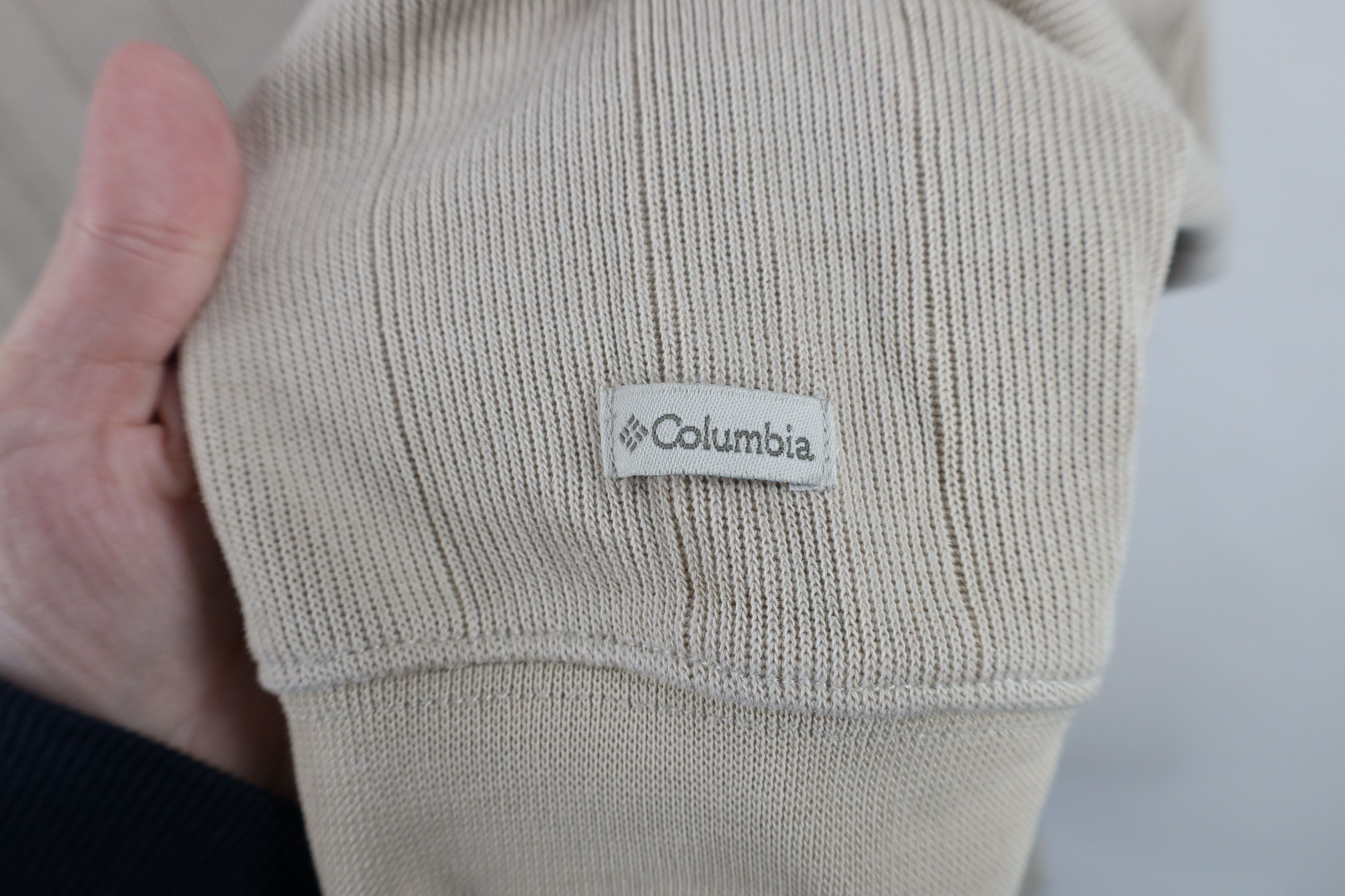 Columbia × Vintage Vintage Columbia Faded Ribbed Knit V-Neck Sweater Beige Size US L / EU 52-54 / 3 - 4 Thumbnail