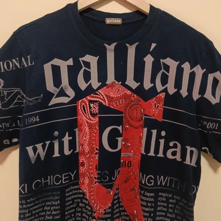 John Galliano John Galliano newspaper t-shirt Size US L / EU 52-54 / 3 - 4 Thumbnail