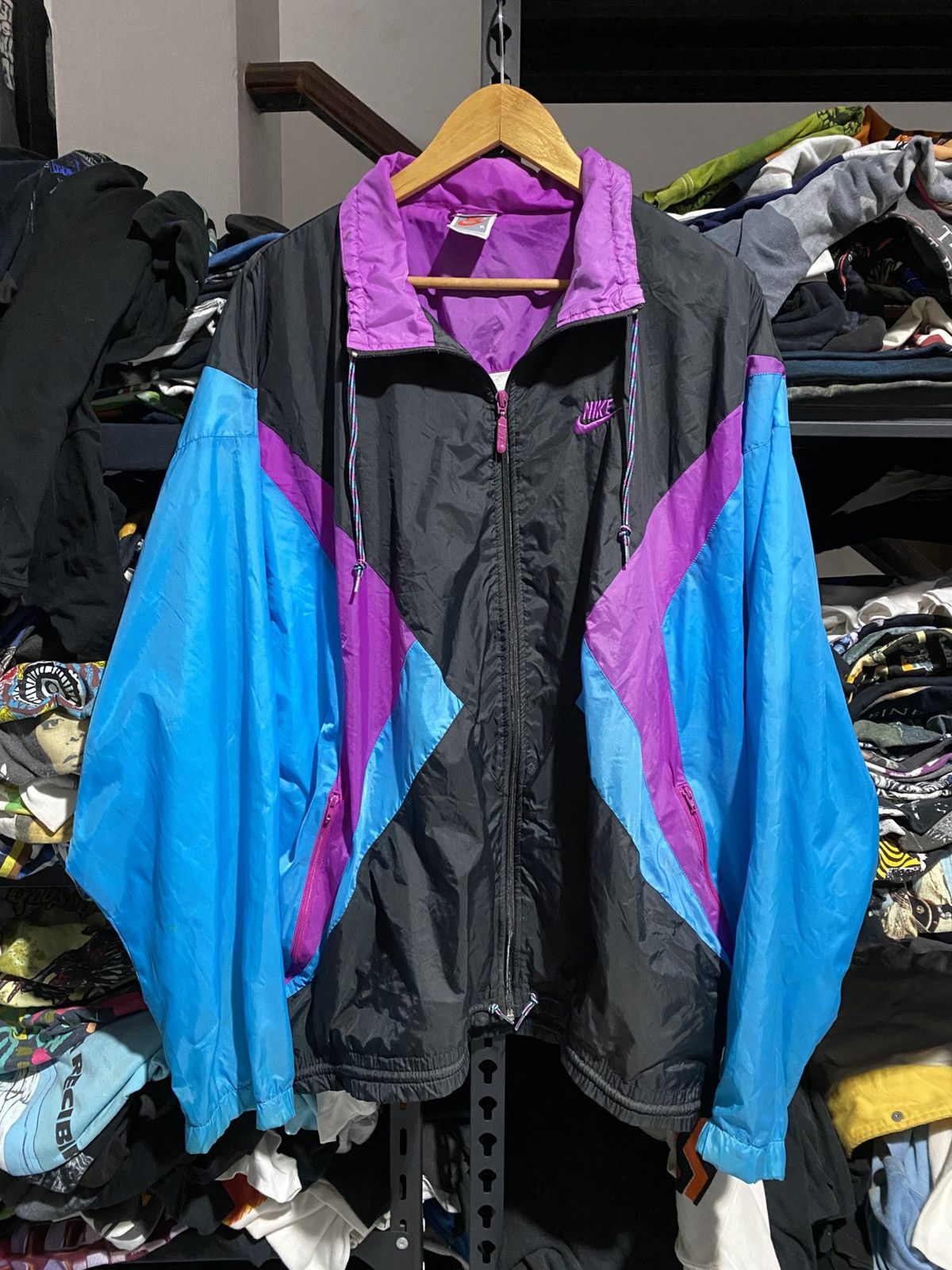 Nike VINTAGE 90S NIKE NYLON JACKET Size US XL / EU 56 / 4 - 1 Thumbnail