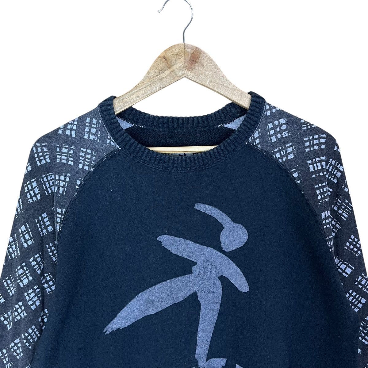 Hai Sporting Gear Vintage 90s Hai Sporting Gear Crewneck Sweatshirt Size US M / EU 48-50 / 2 - 4 Thumbnail