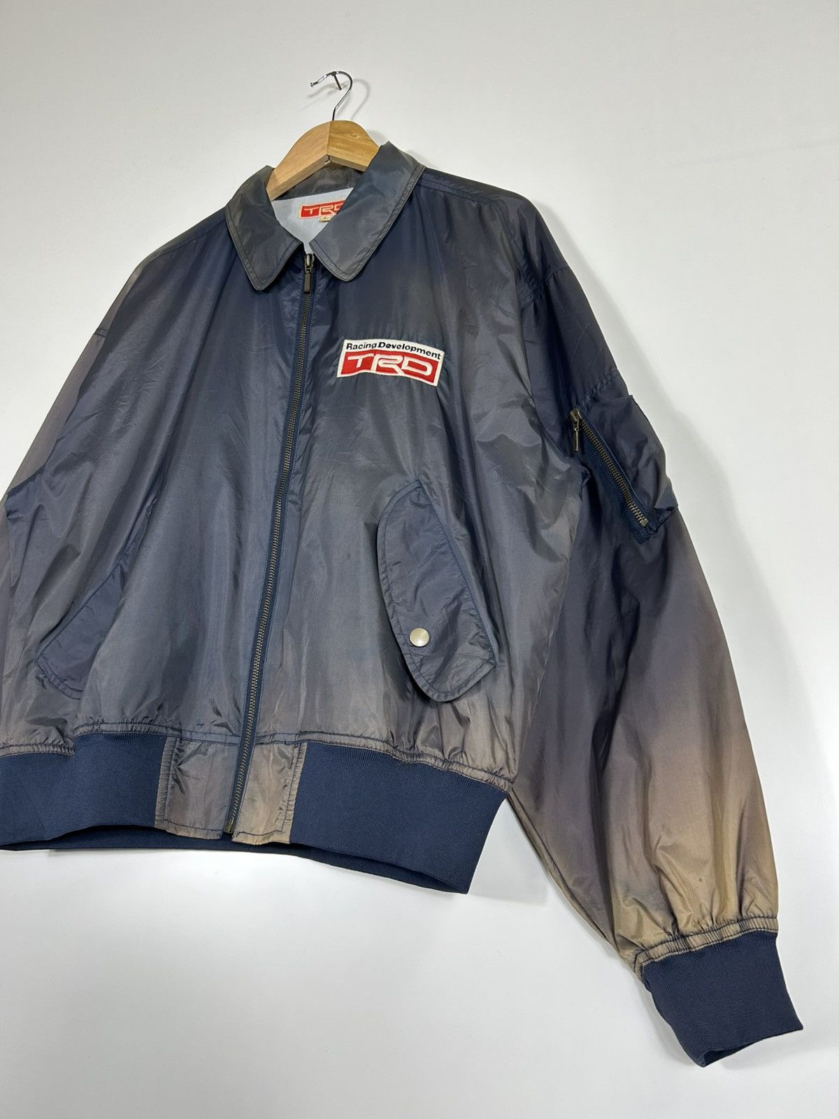 Sports Specialties ⚡️Vintage Toyota Motorsport TRD Sun Faded Bomber Jacket Size US L / EU 52-54 / 3 - 4 Thumbnail