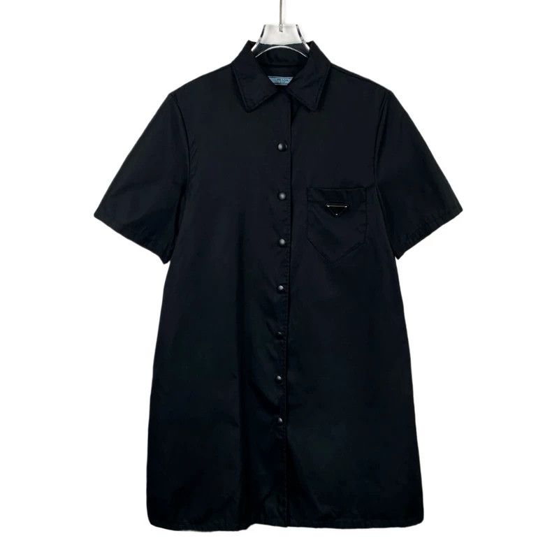Prada Prada Black logo triangle logo short-sleeved shirt dress 25 Size XS / US 0-2 / IT 36-38 - 1 Thumbnail