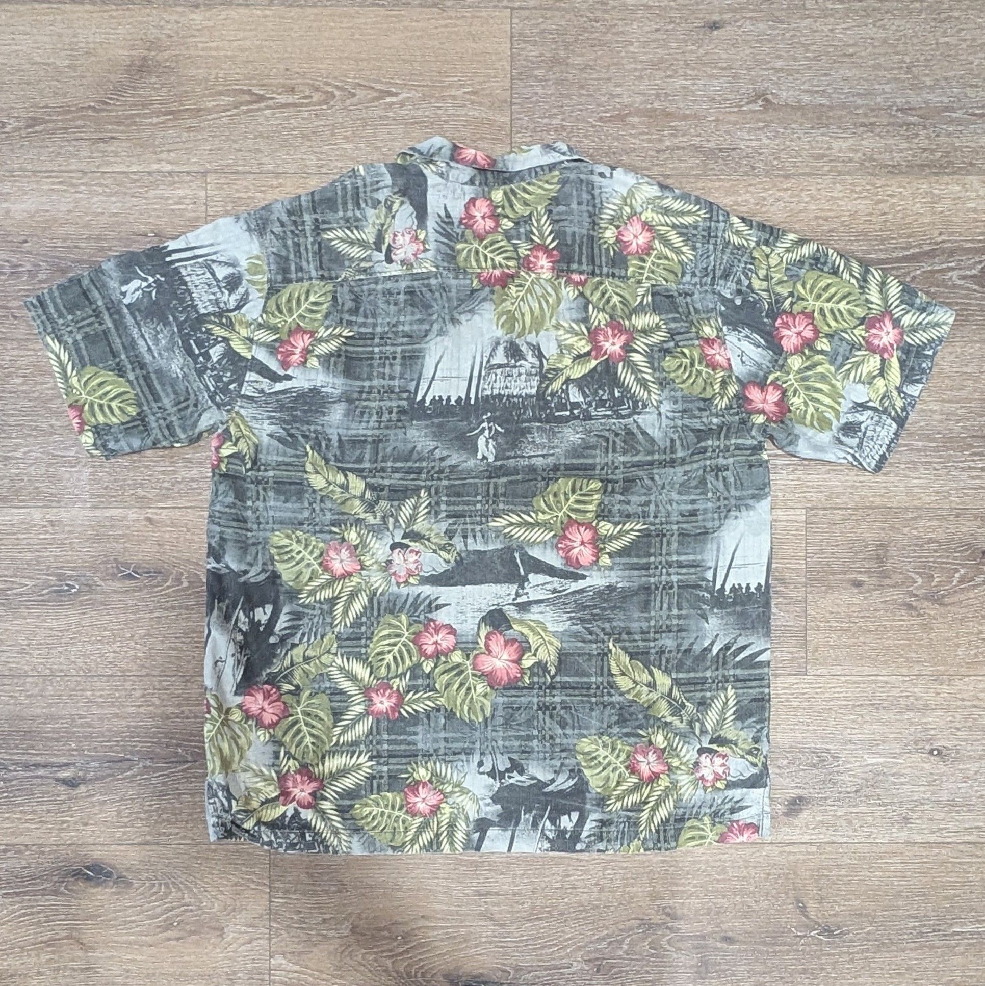 Tommy Bahama Vintage Tommy Bahama Hula Girl floral Hawaiian shirt - L Size US L / EU 52-54 / 3 - 4 Thumbnail