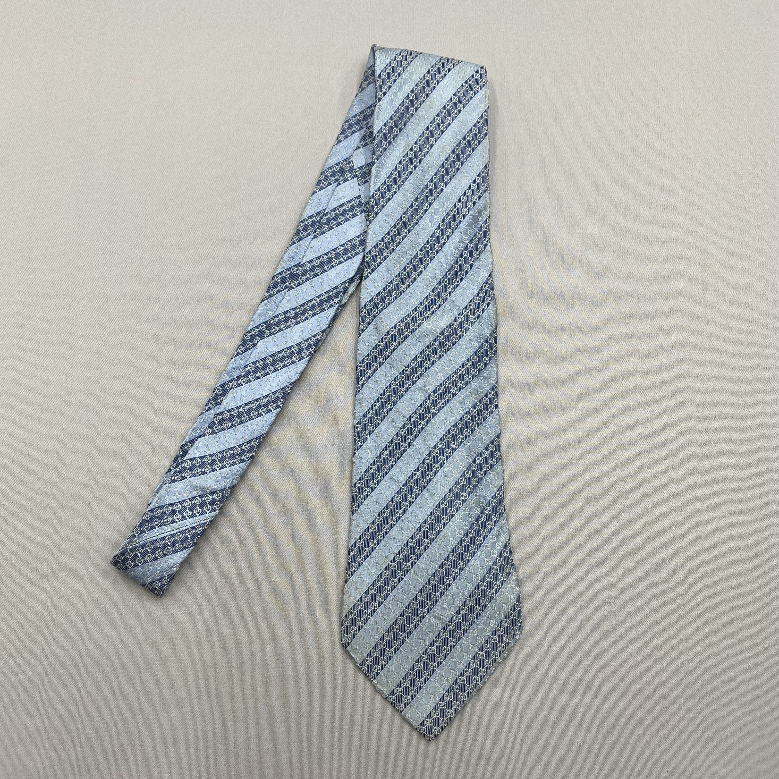 Japanese Brand Vintage Gucci SILK Necktie Cravate Pure Silk Neck Tie Size ONE SIZE - 4 Thumbnail