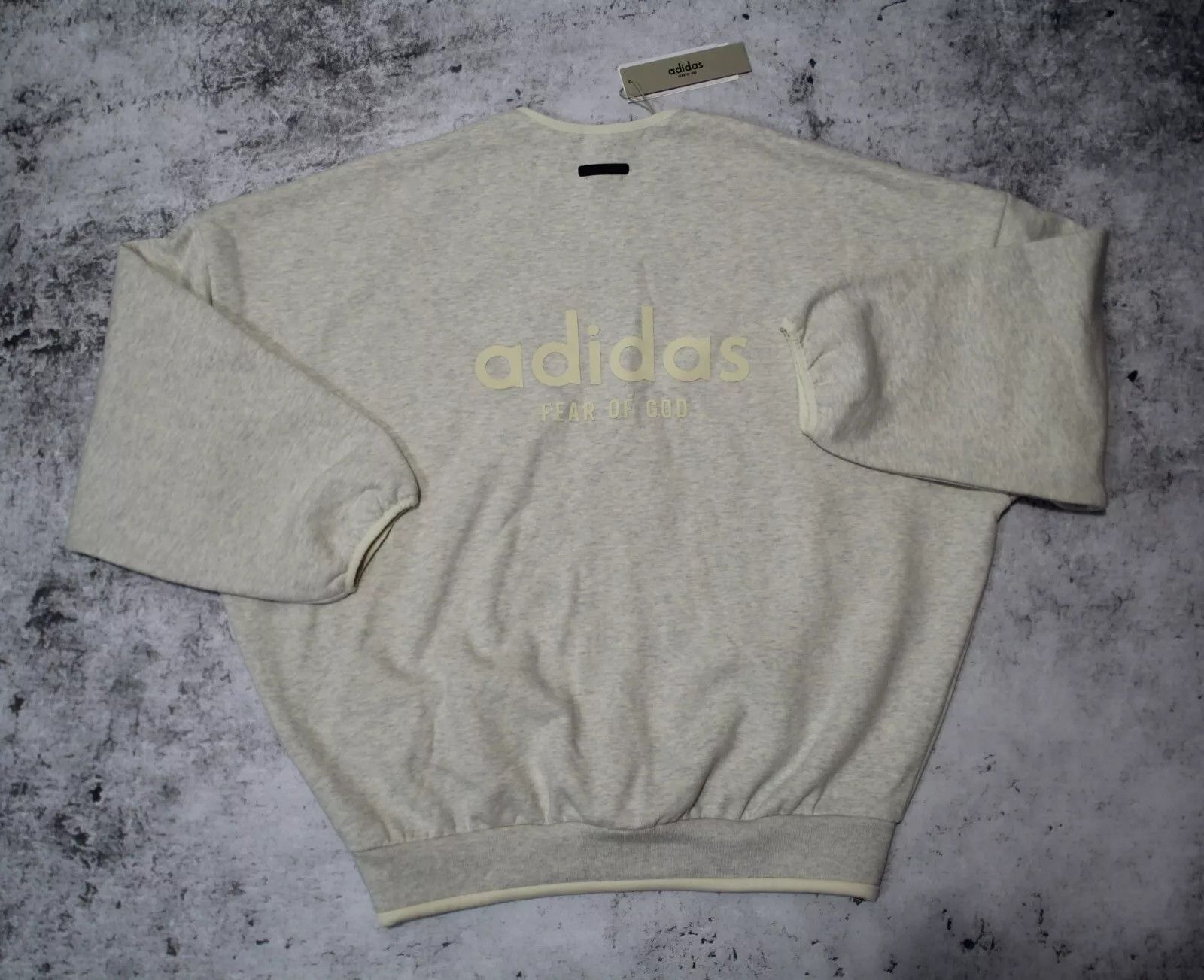 Adidas × Fear of God adidas Originals x Fear of God Fleece Sweatshirt IS5320 S Size US S / EU 44-46 / 1 - 9 Thumbnail