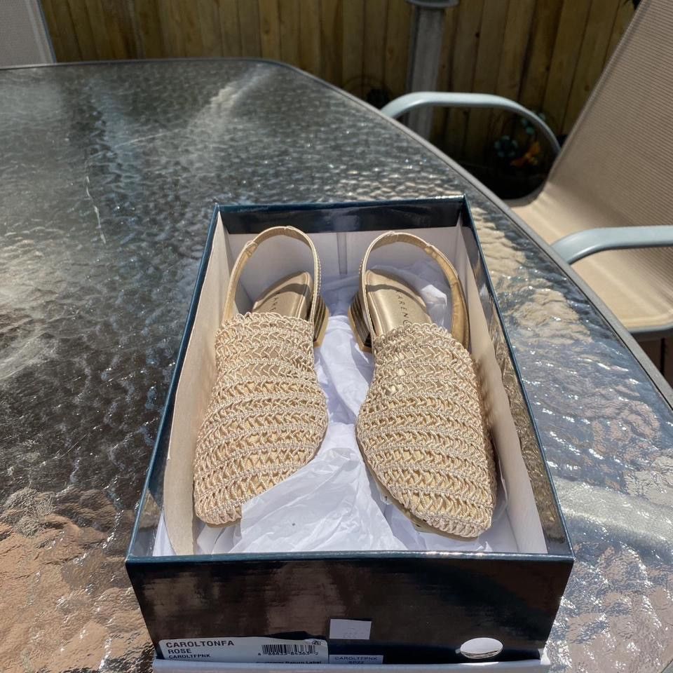 Other New Karen Scott Gold Crochet patterned sandals size 6 Size US 6 / IT 36 - 7 Thumbnail