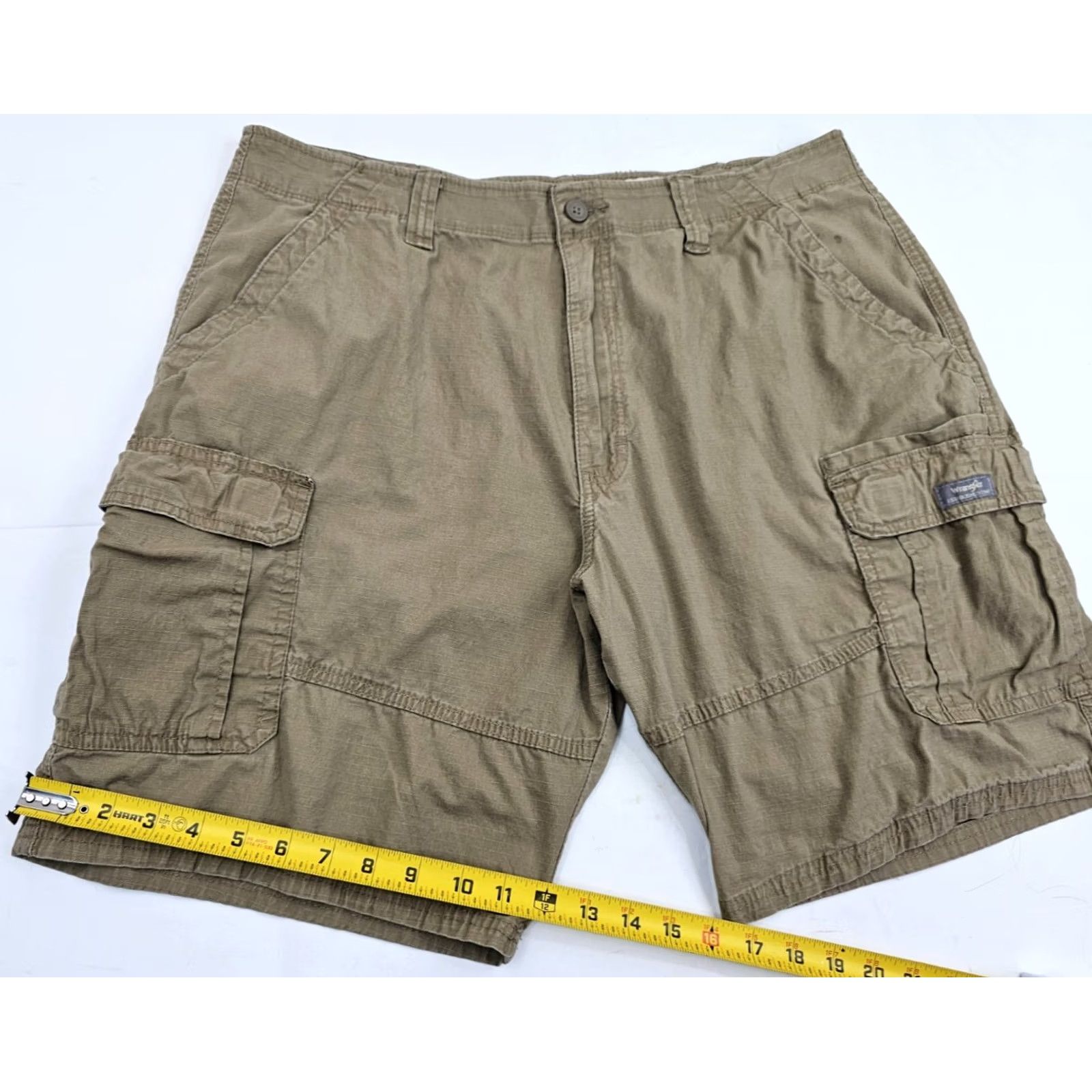Wrangler Wrangler Relaxed Fit Ripstop Cargo Shorts Men 38 Cargo Pocket Brown Inseam 9.5" Coyote Tan Ripstop Modern Outdoor Casual Workwear Size US 38 / EU 54 - 3 Thumbnail