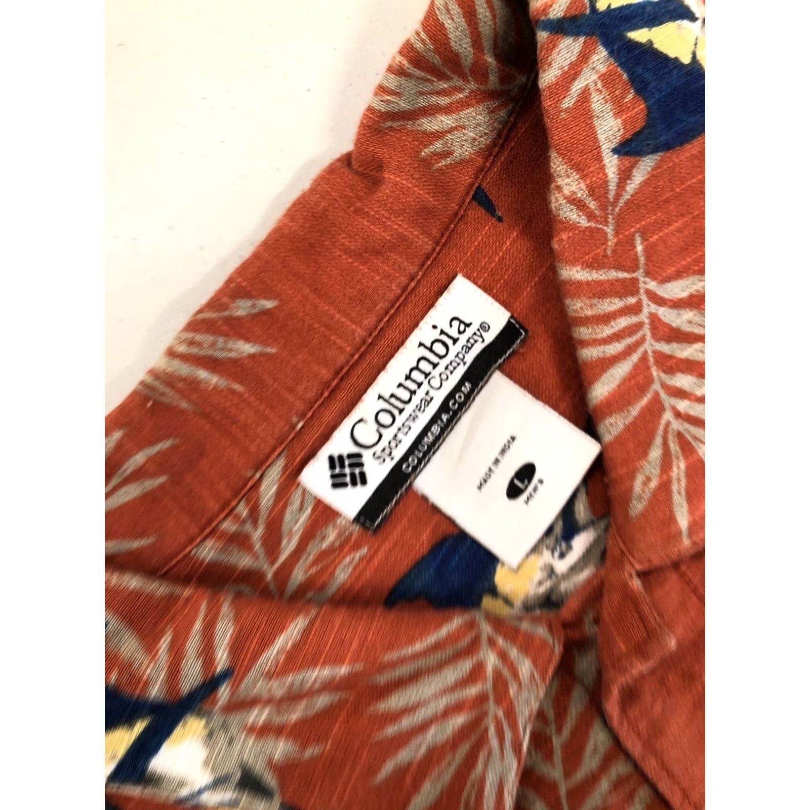 Vintage Columbia Mens Button Shirt L Orange Short Sleeve Hawaiian Fish Marlin Swordfish Size US L / EU 52-54 / 3 - 2 Thumbnail