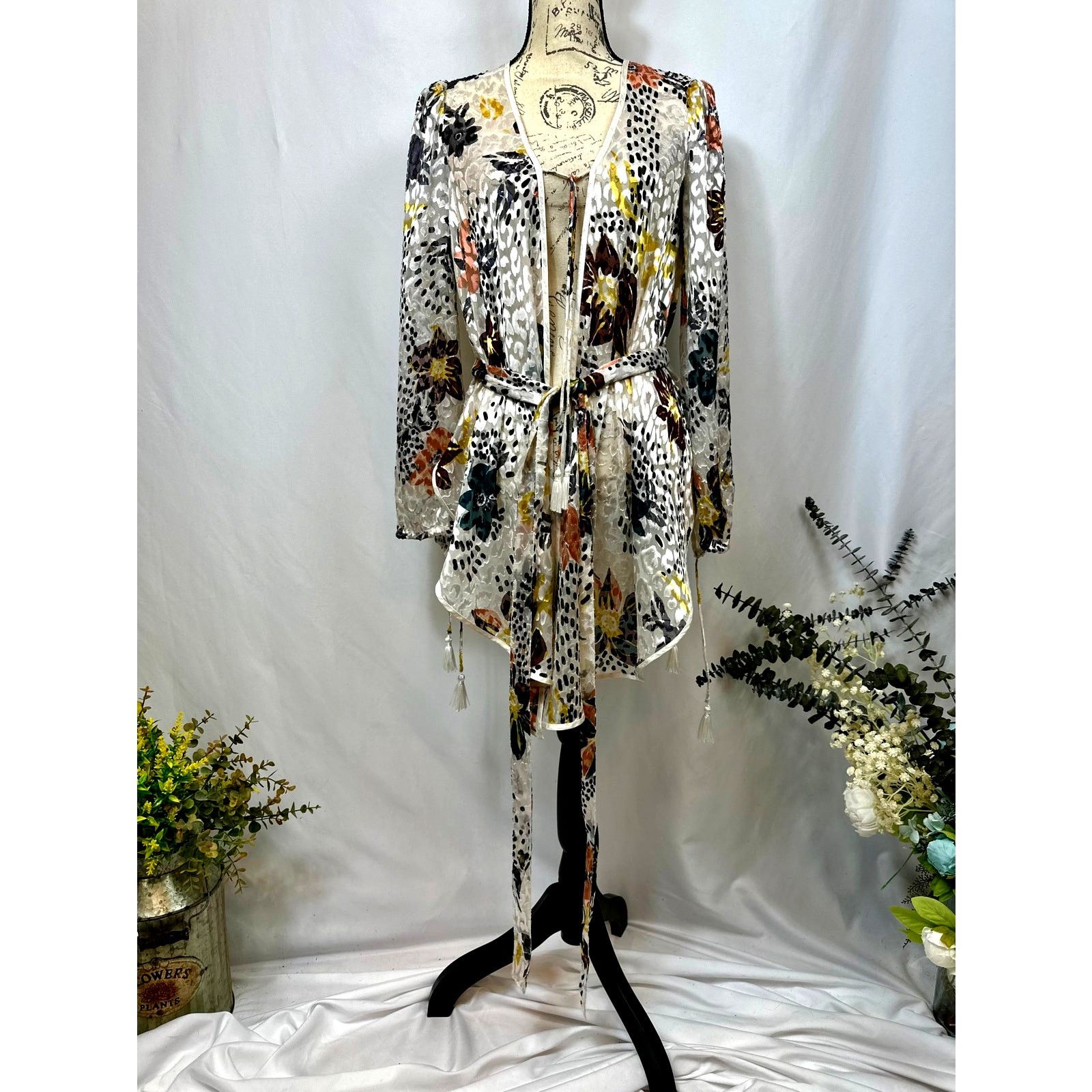 Free People Free People Floral Print Cropped Silk Burnout Kimono XS Size XS / US 0-2 / IT 36-38 - 6 Thumbnail