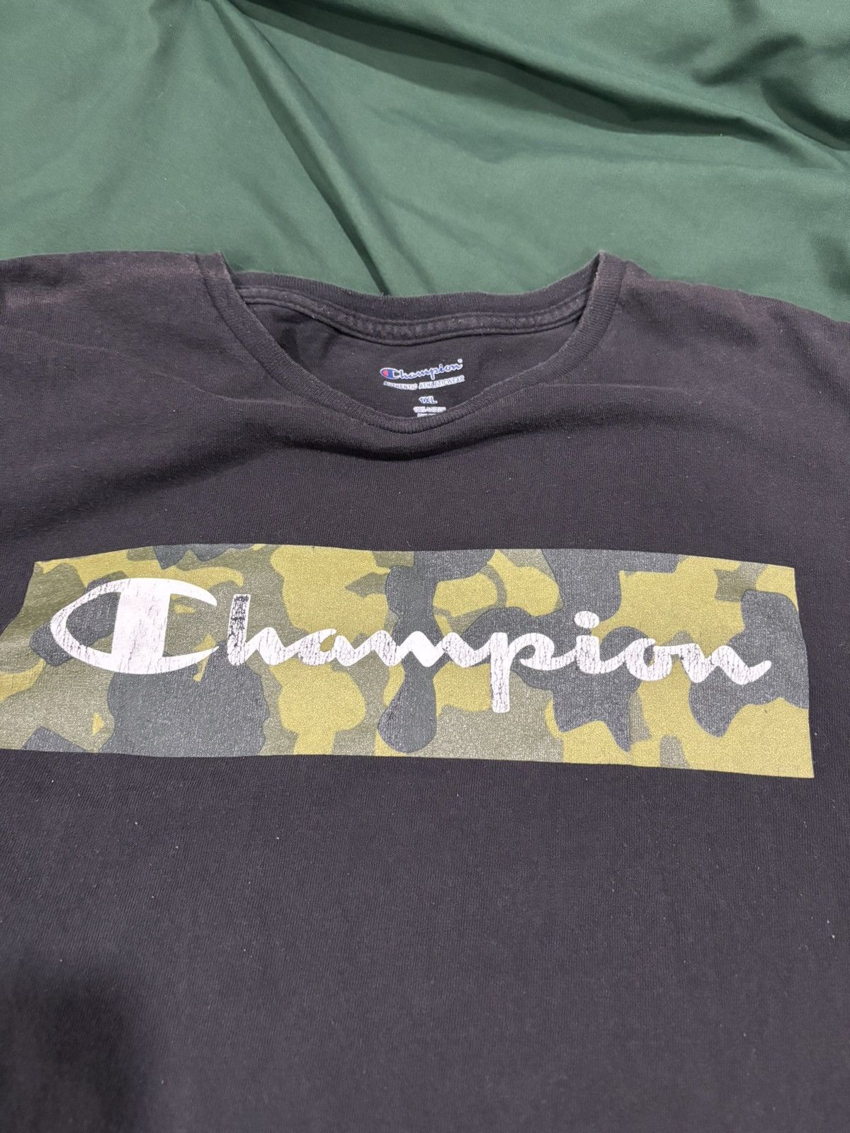 Champion Black champion Tshirt Size US XL / EU 56 / 4 - 4 Thumbnail